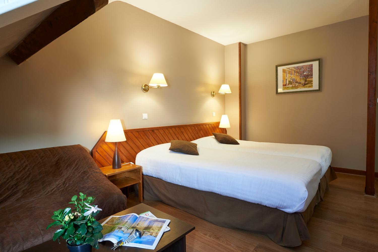 Comfort Twin Room photo 3
