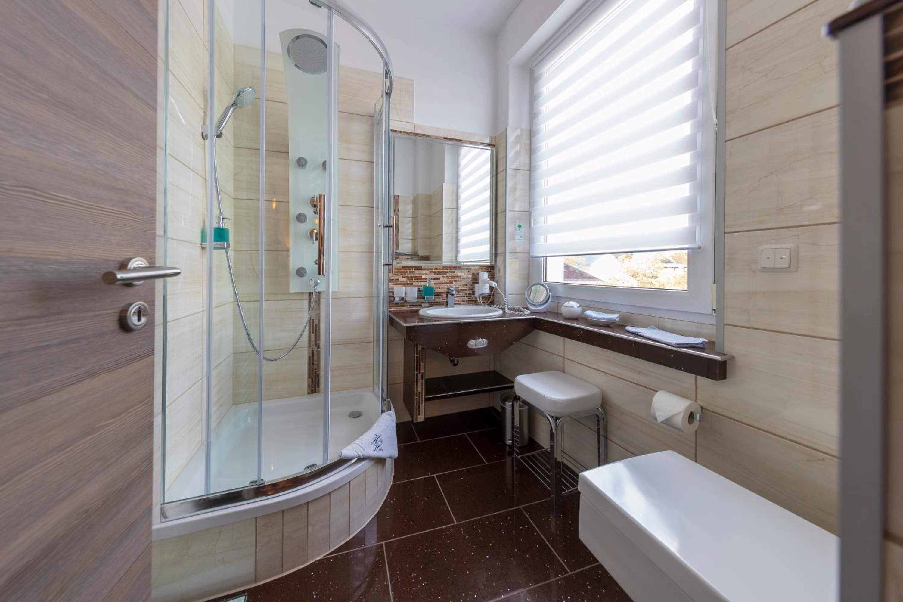 Superior Double Room - Photo 3