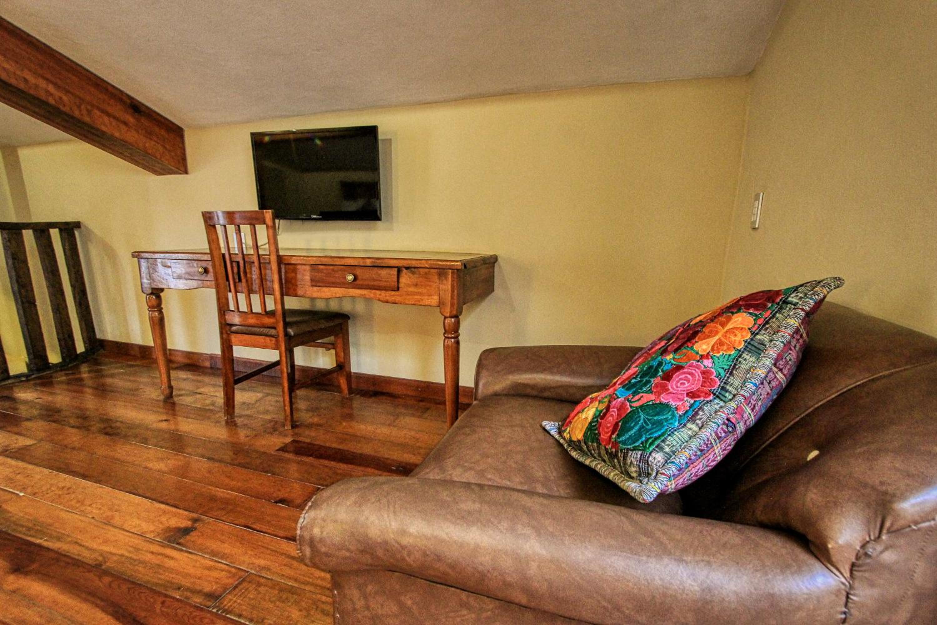Deluxe Suite photo 2