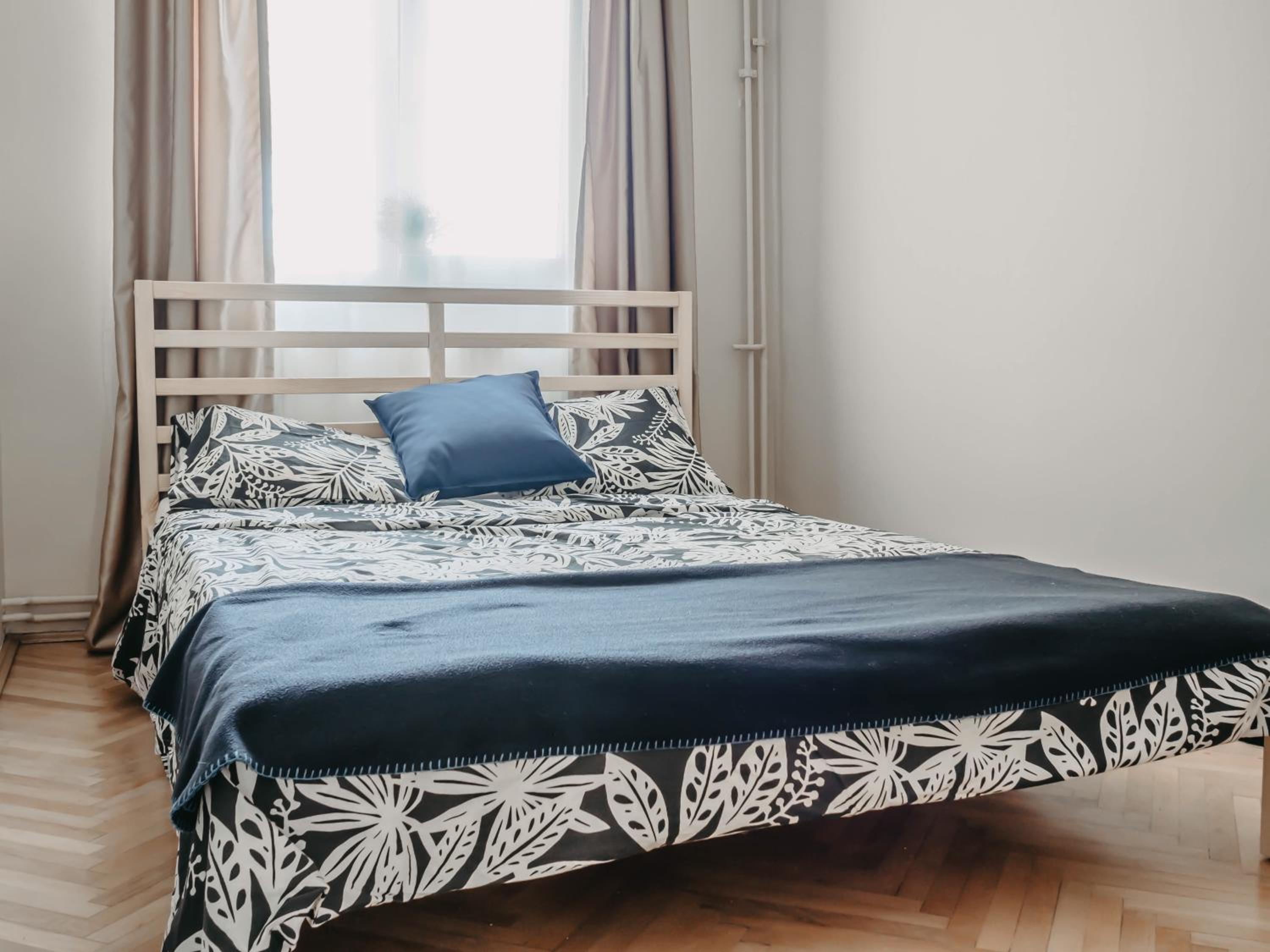 Two-Bedroom Apartment - Photo 7