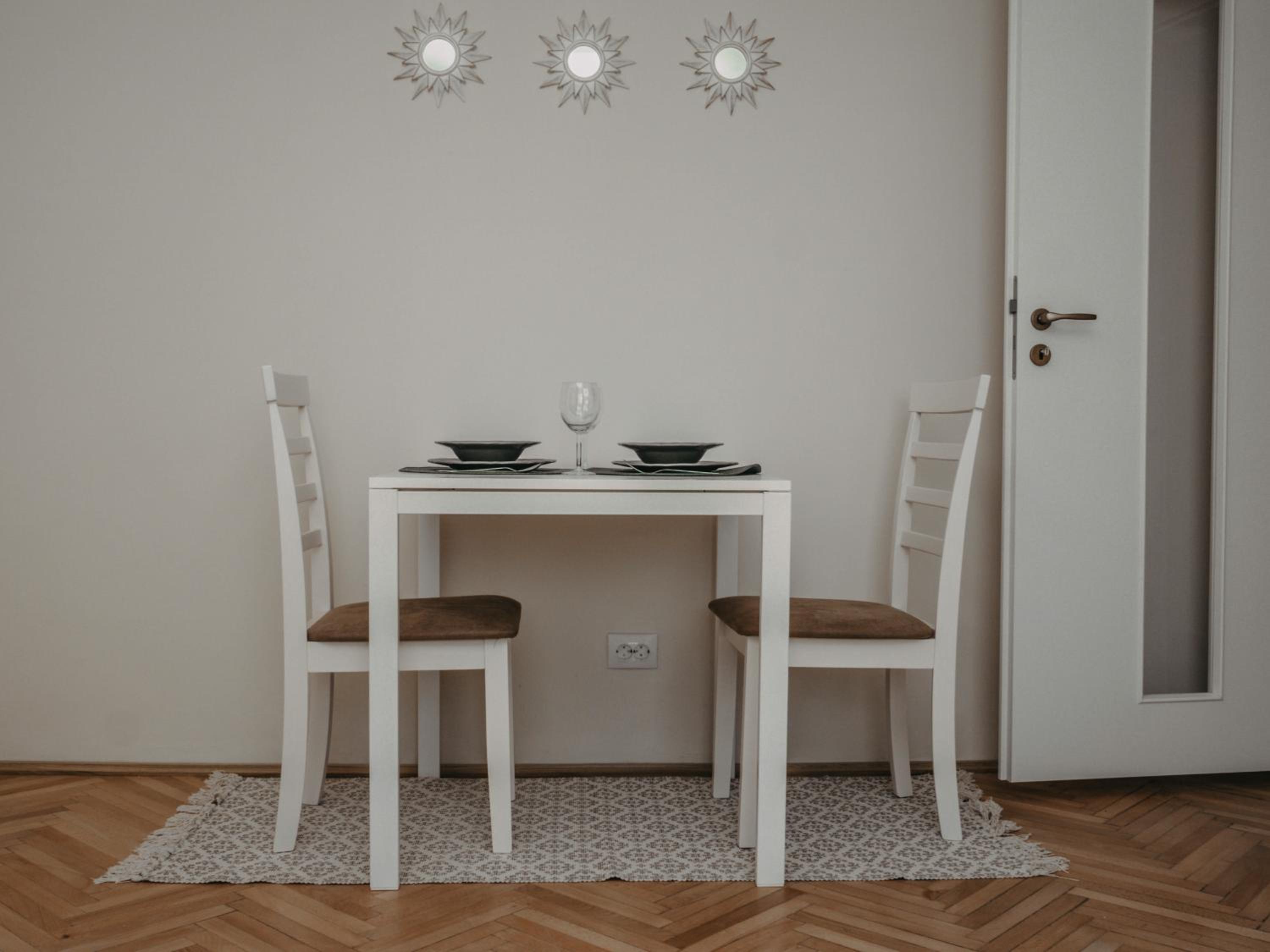 Two-Bedroom Apartment - Photo 25