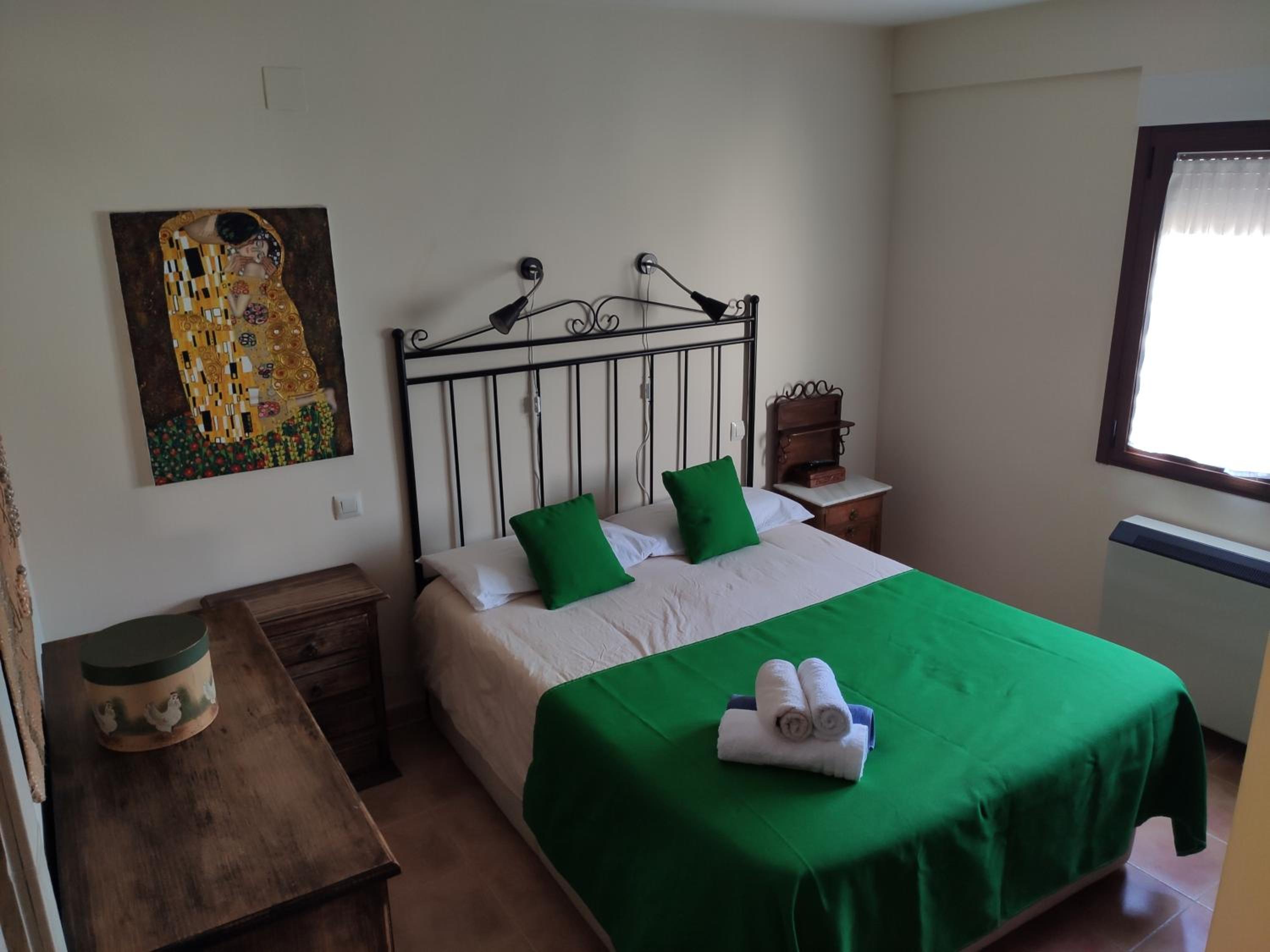 Two-Bedroom Apartment - Photo 1