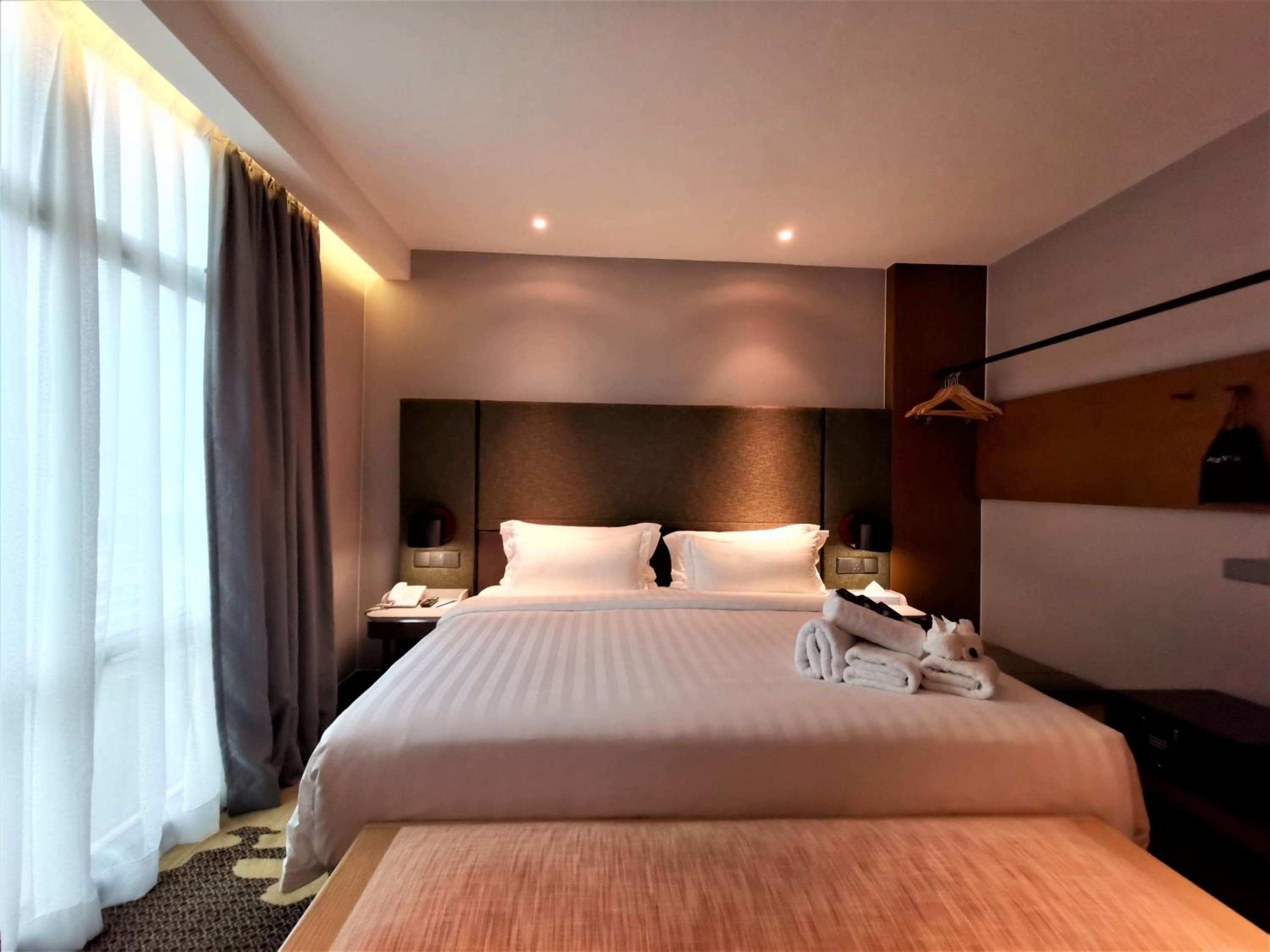 Premier King Room - Non-Smoking