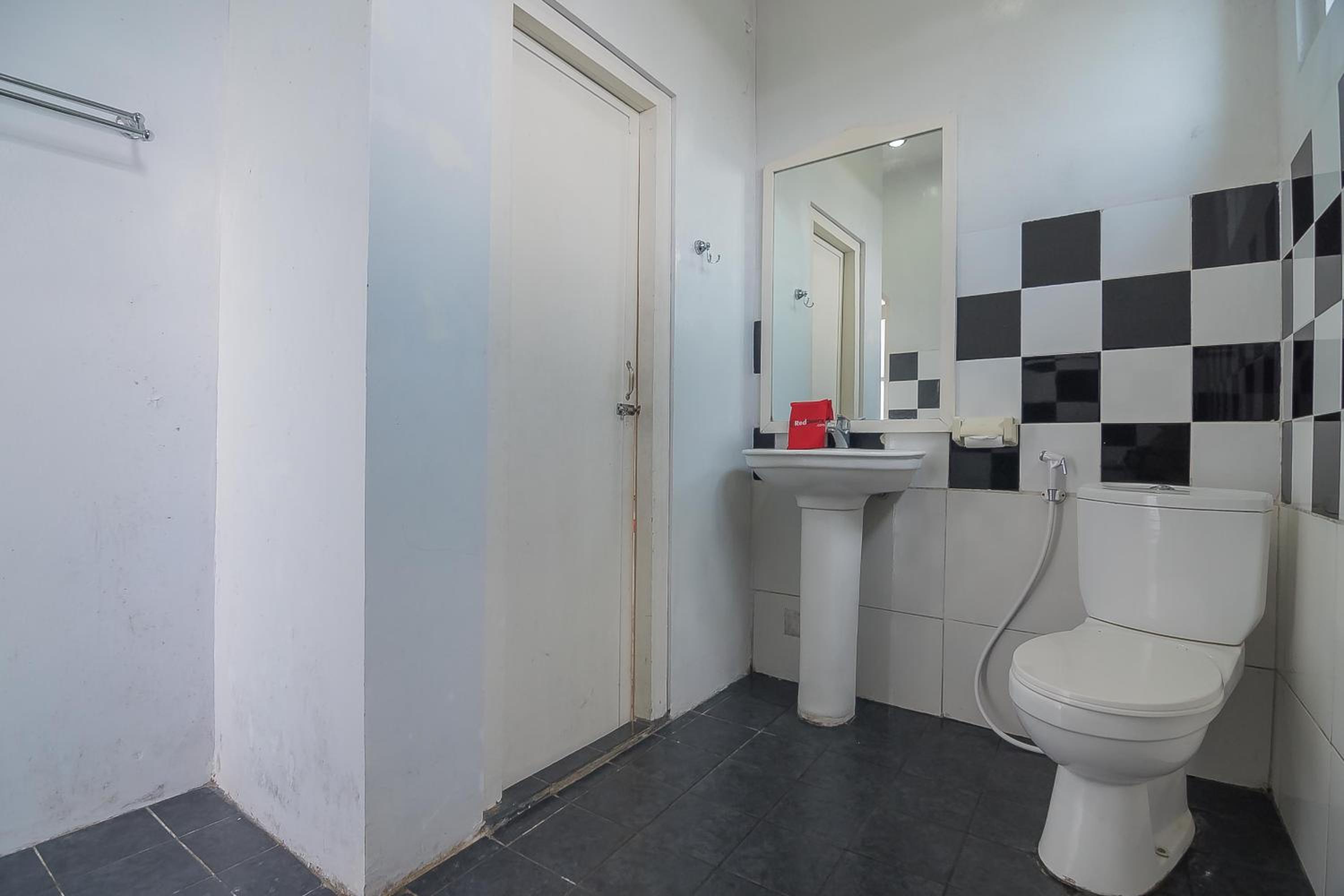 Double Room - Photo 3