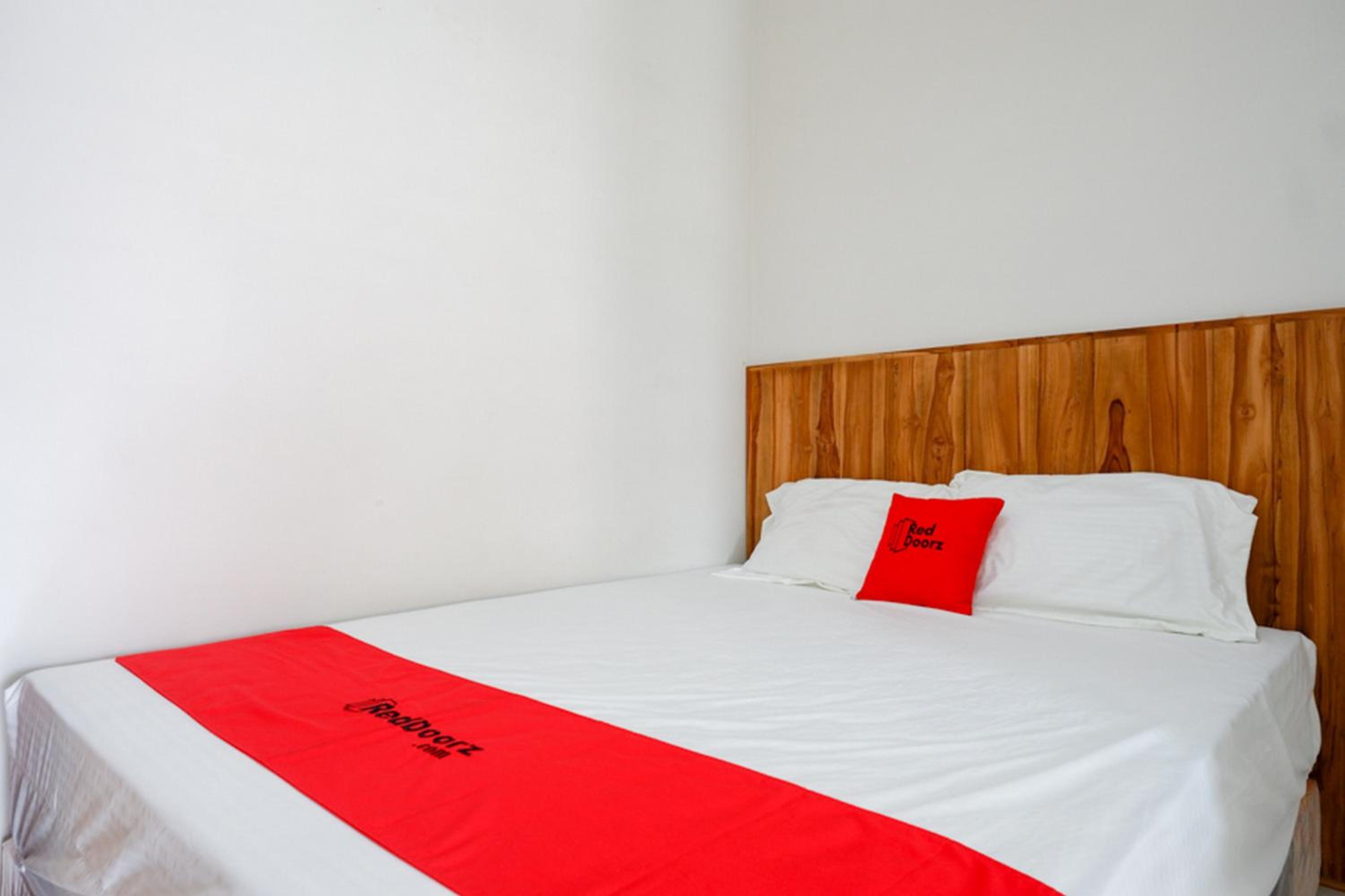 Double Room - Photo 6