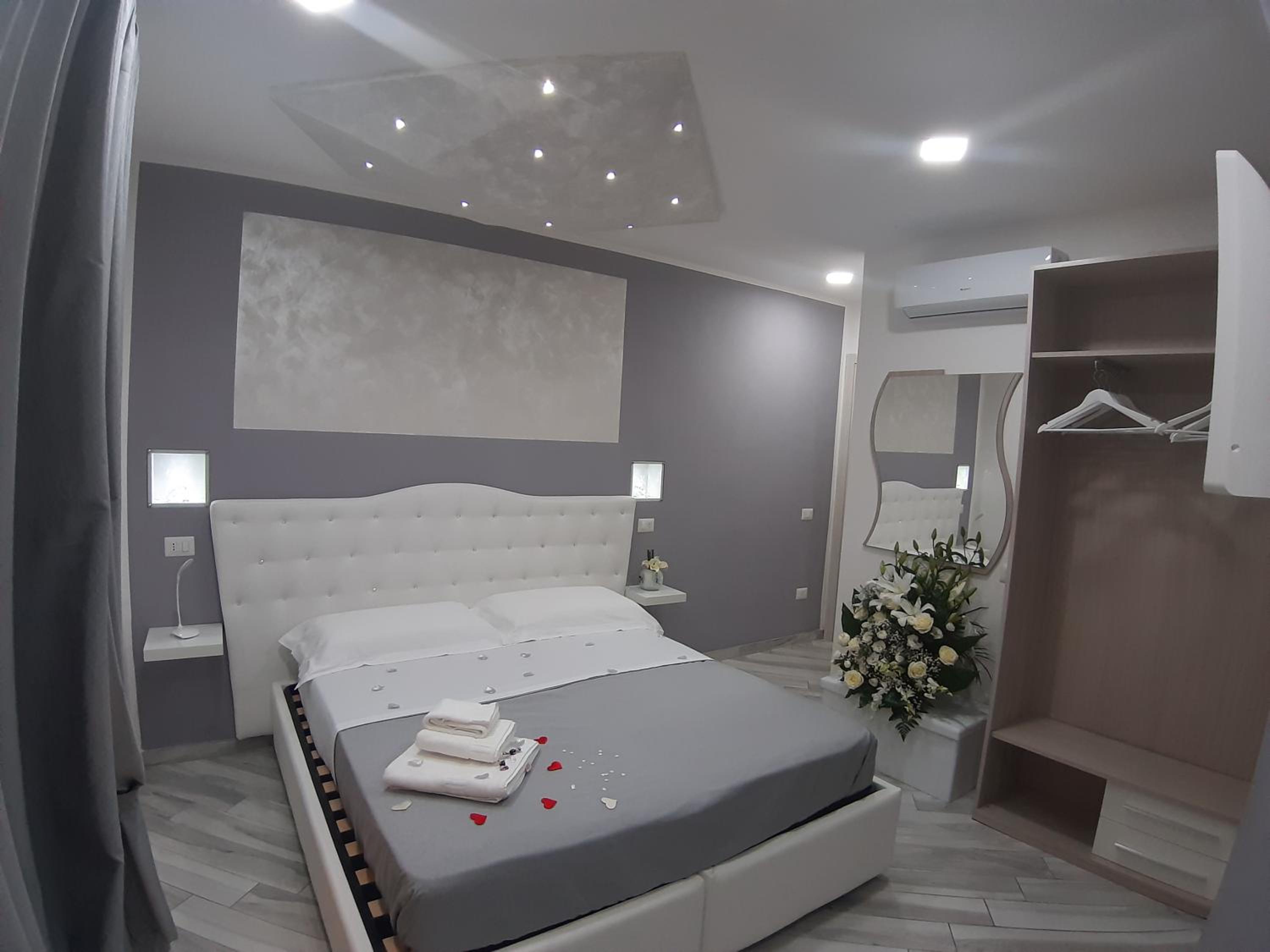 Double Room with Private Bathroom photo 1