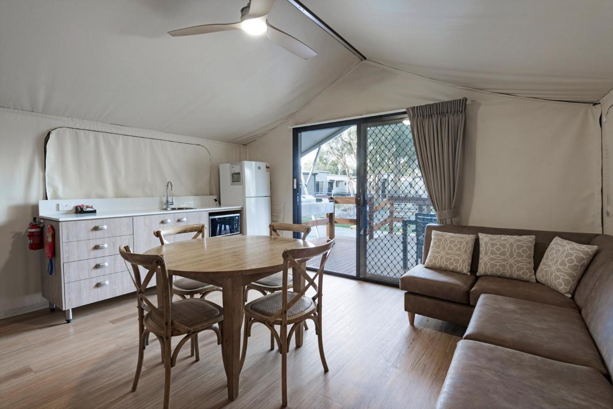Deluxe Safari Tent - Sleeps 4 - Photo 4