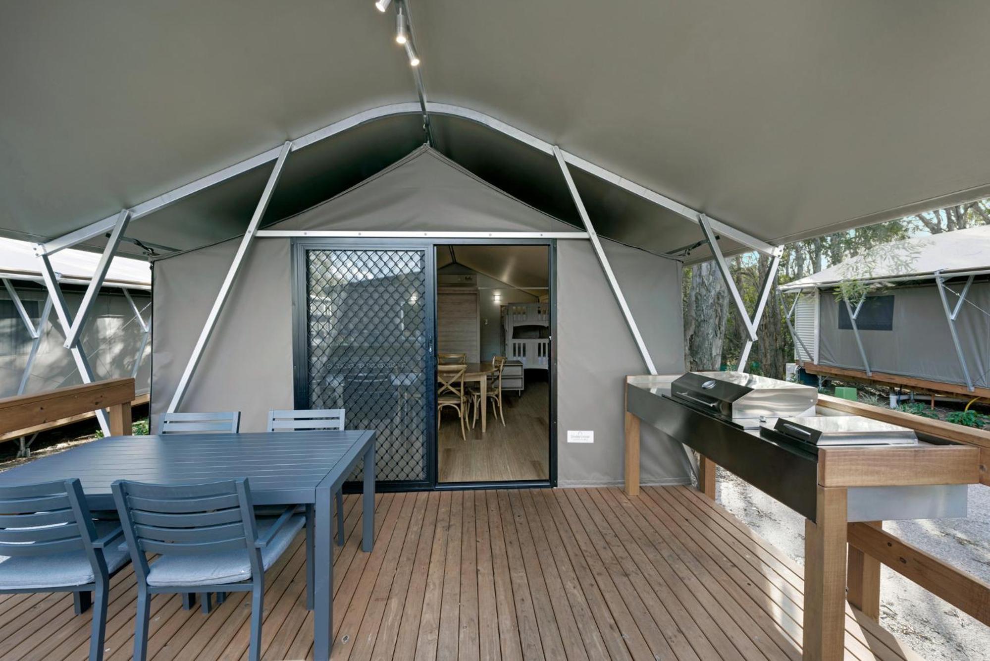 Deluxe Safari Tent - Sleeps 4 - Photo 5