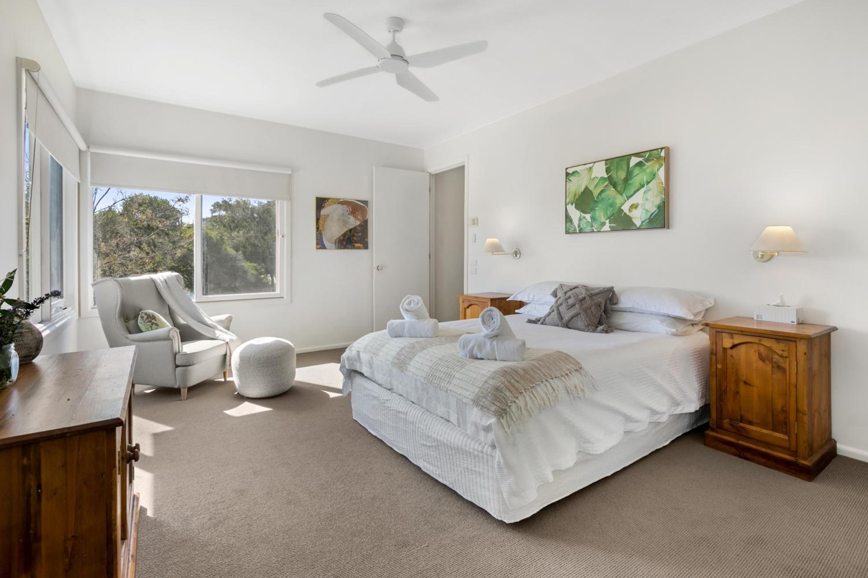 Four-Bedroom House photo 1