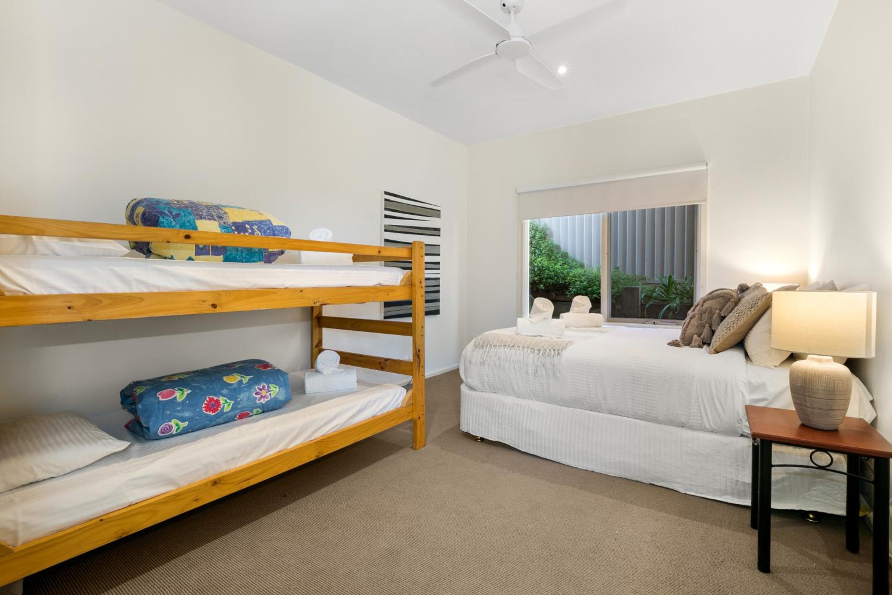 Four-Bedroom House photo 2