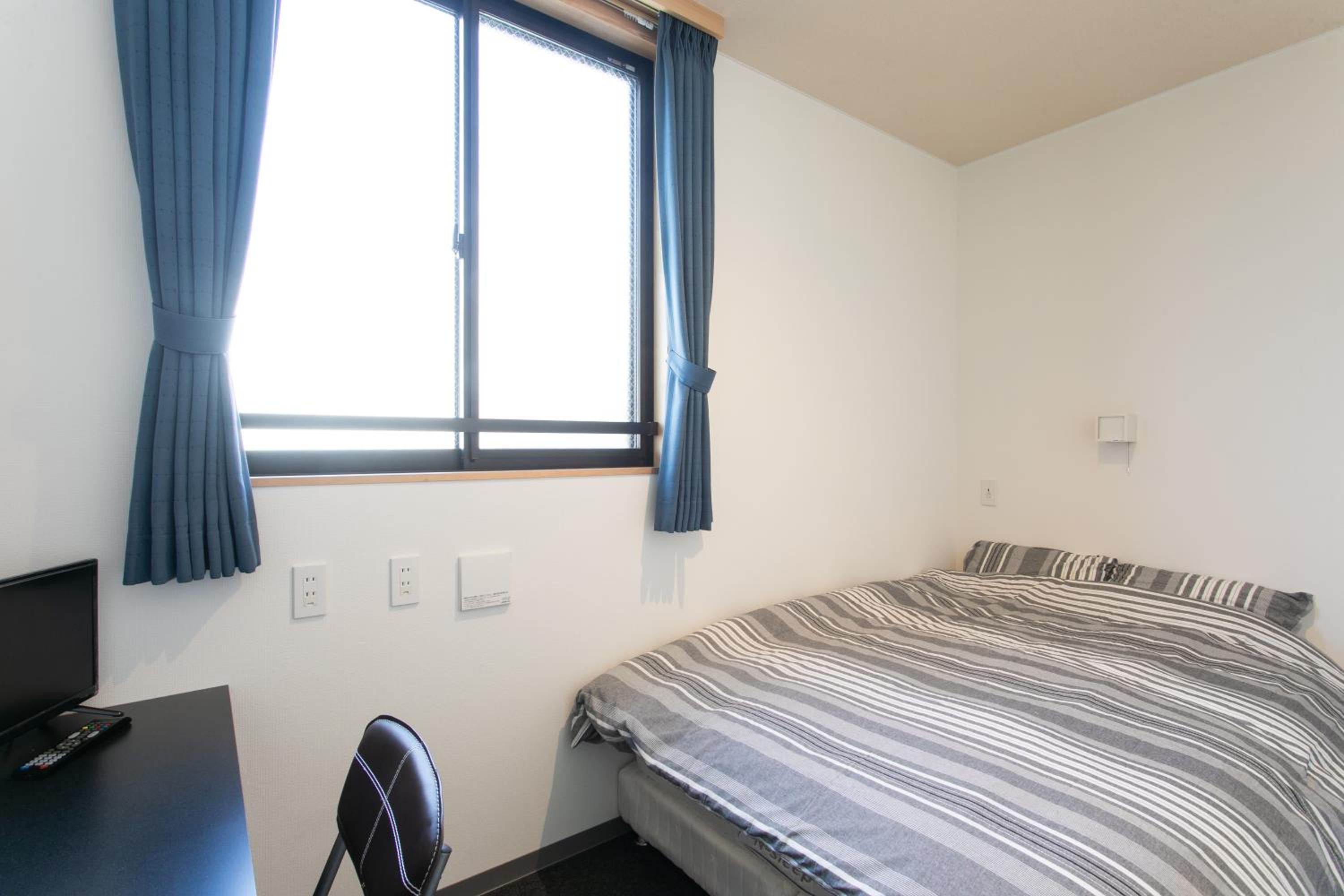 Double or Twin Room with Shower