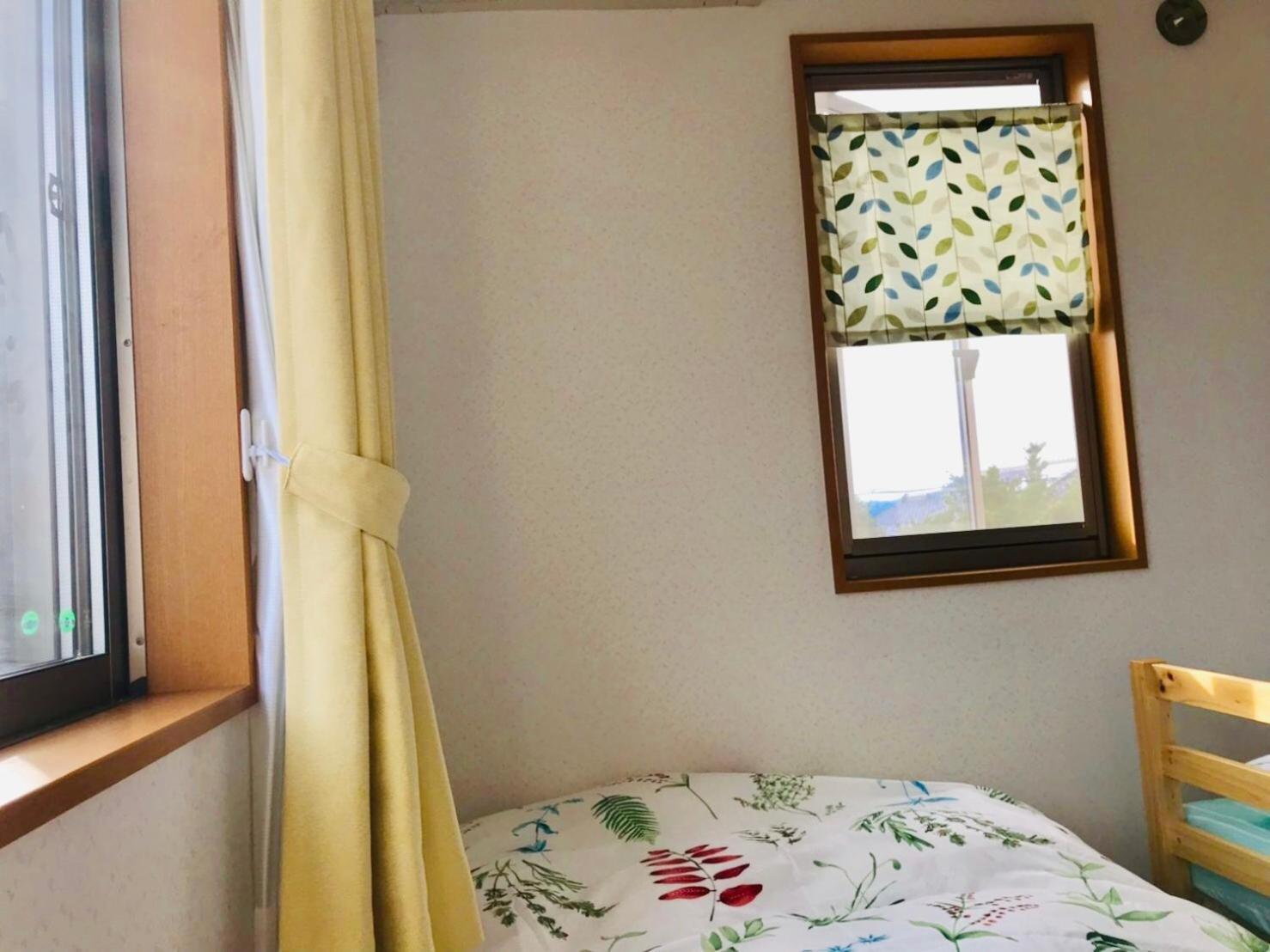 Economy Twin Room - Photo 2