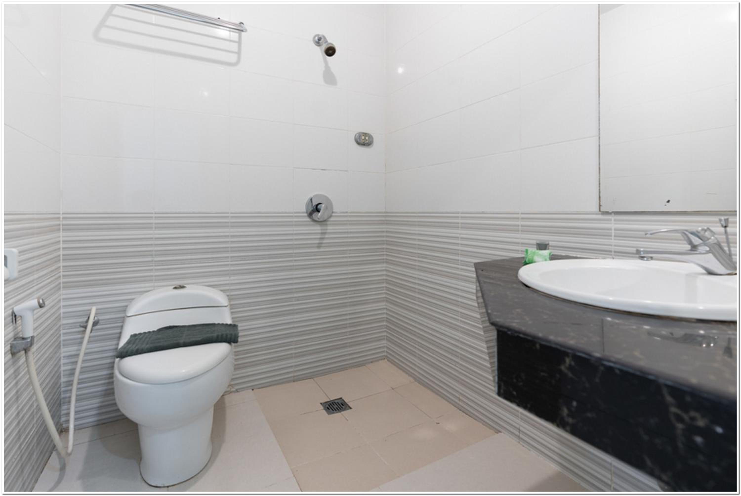 Double Room - Photo 5