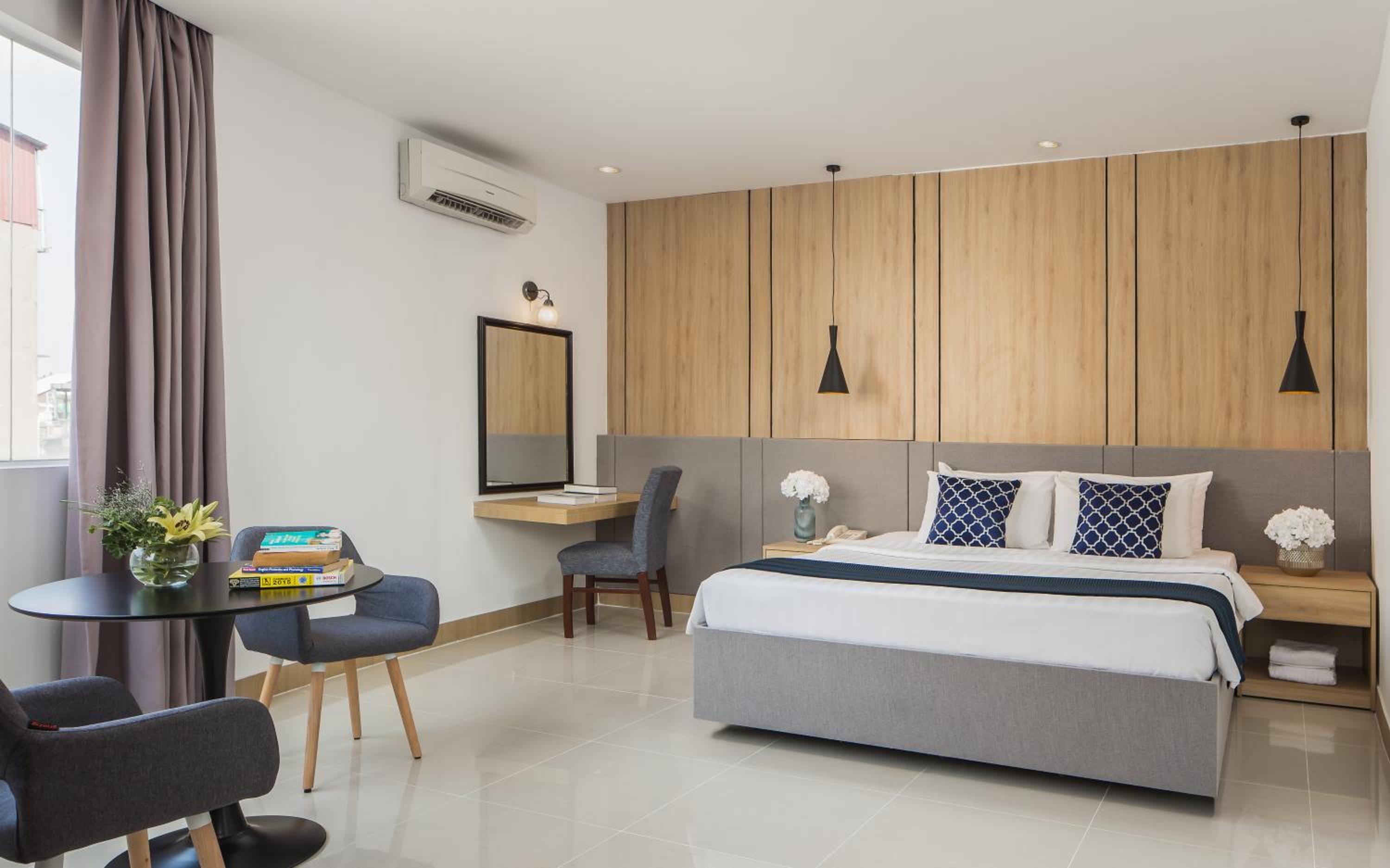 Executive Suite photo 2