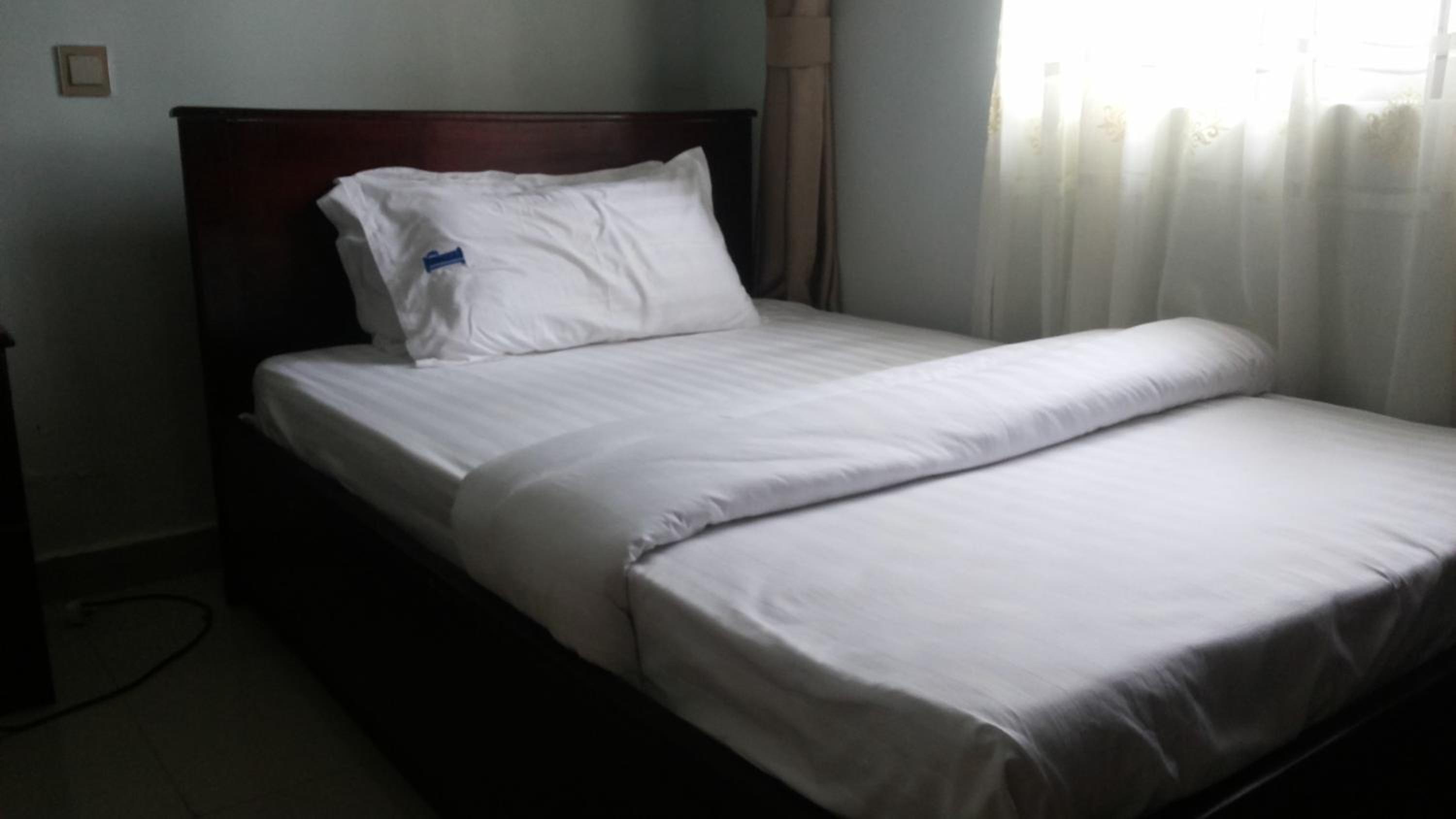 Economy Single Room