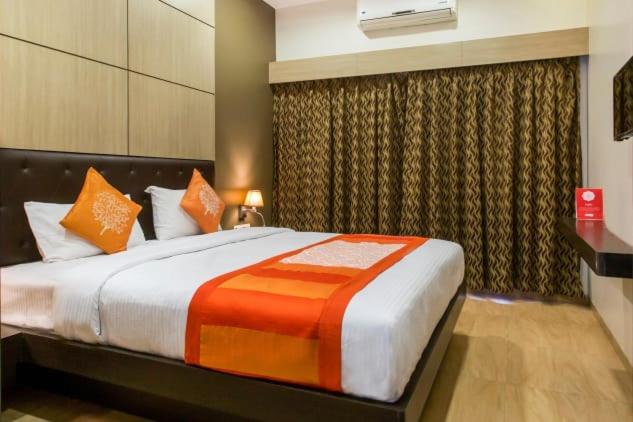 Double Room with Balcony (2 Adults + 1 Child)
