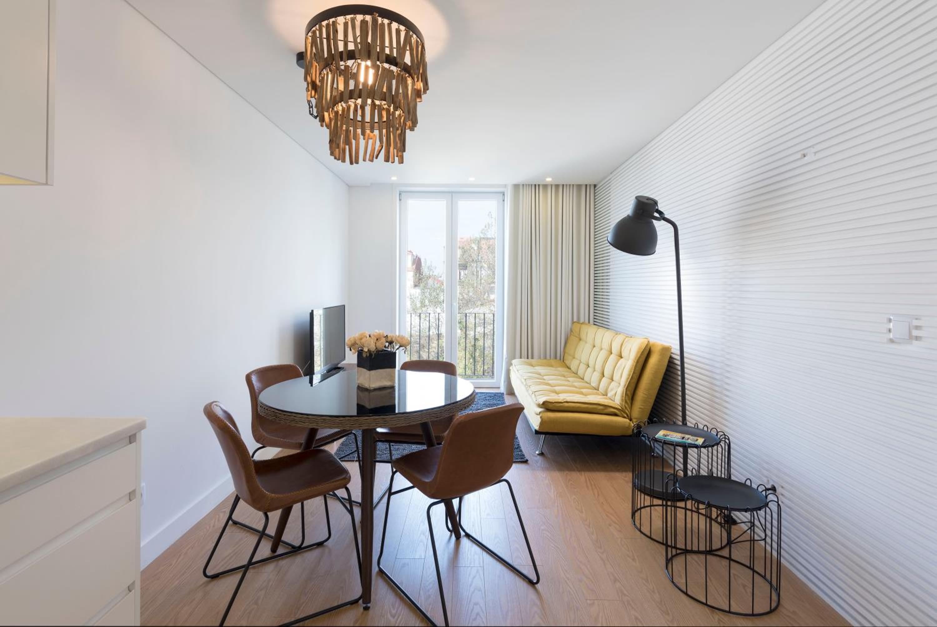 One-Bedroom Apartment