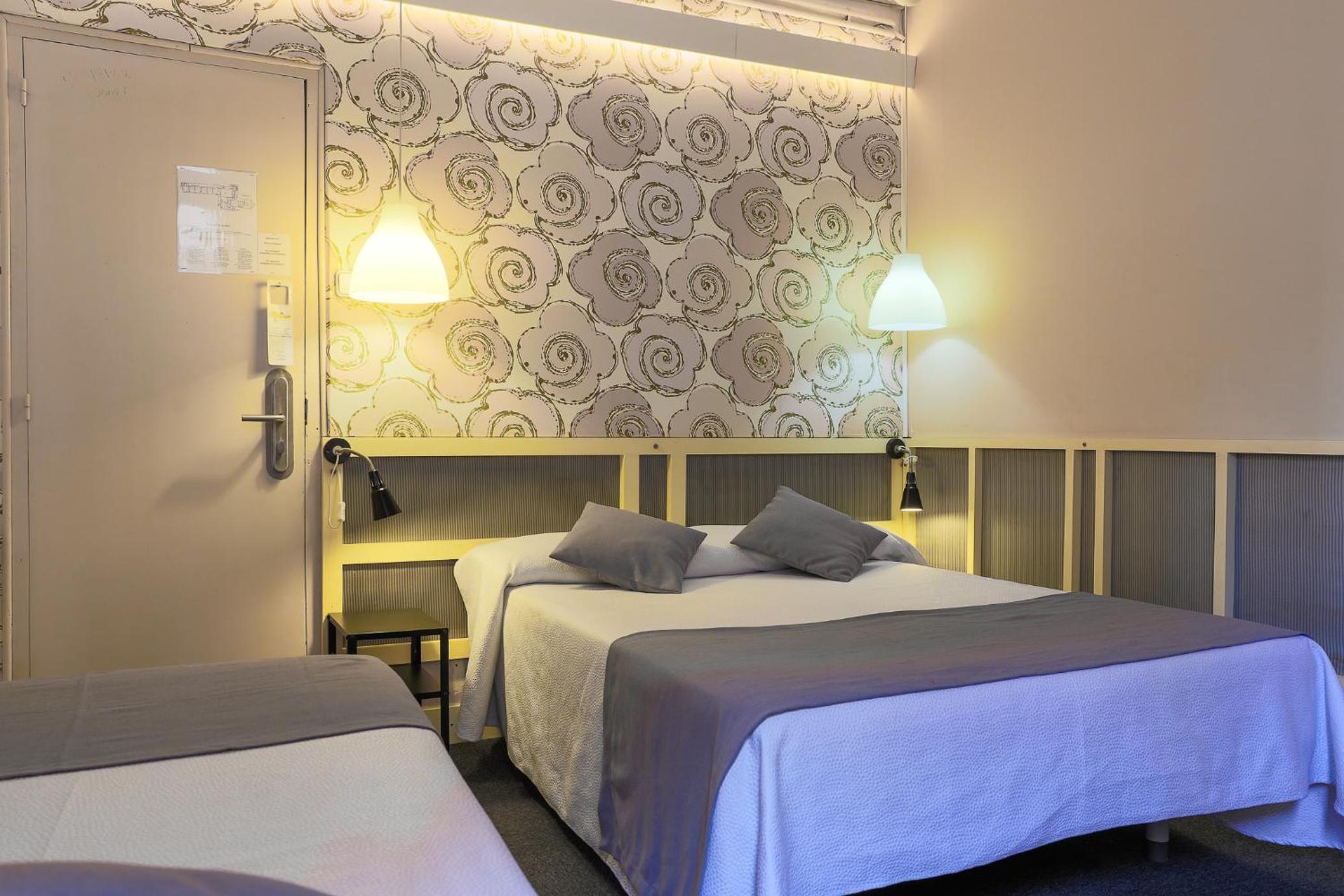 Standard Triple Room photo 2