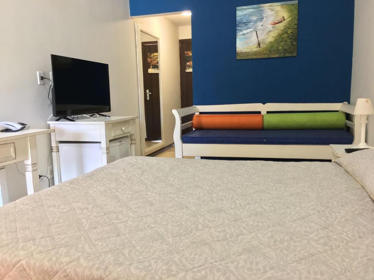 Deluxe Double or Twin Room photo 1