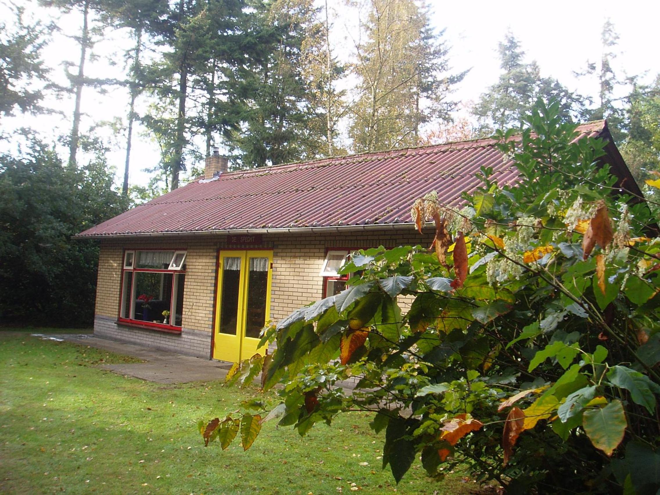 Three-Bedroom House photo 2