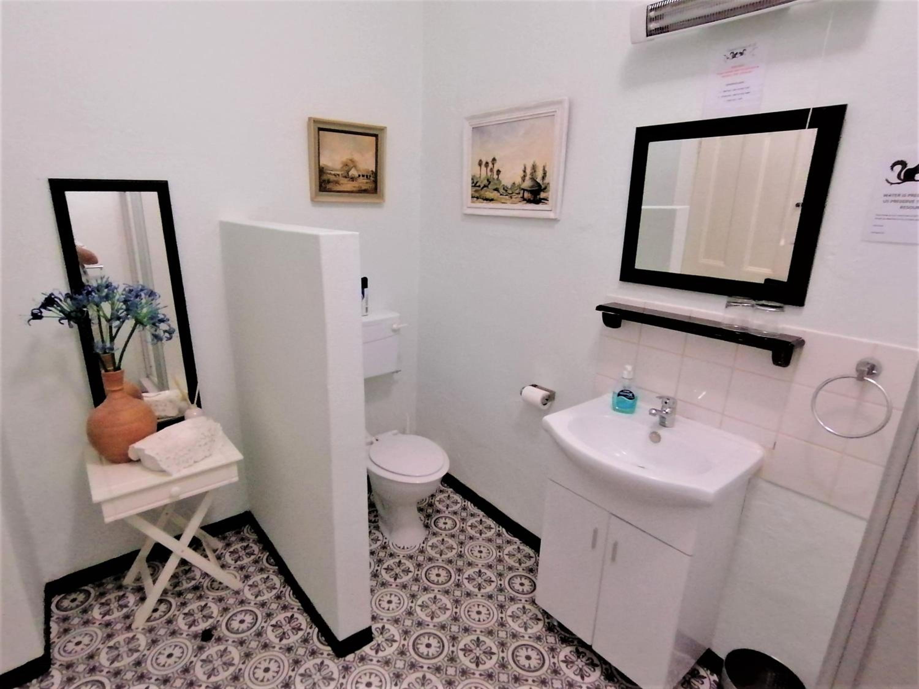 Large Twin Room photo 3