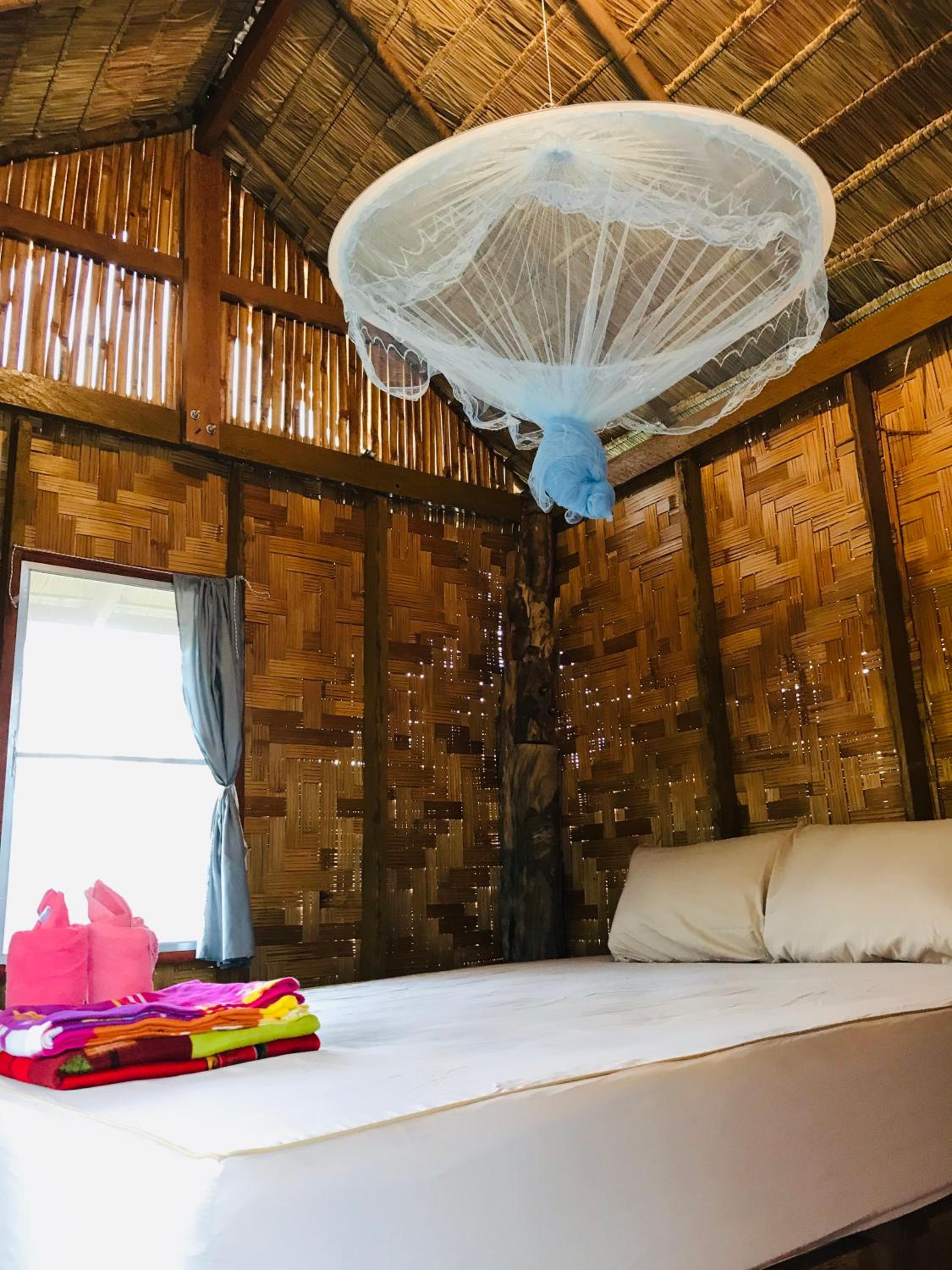 Bungalow with Fan