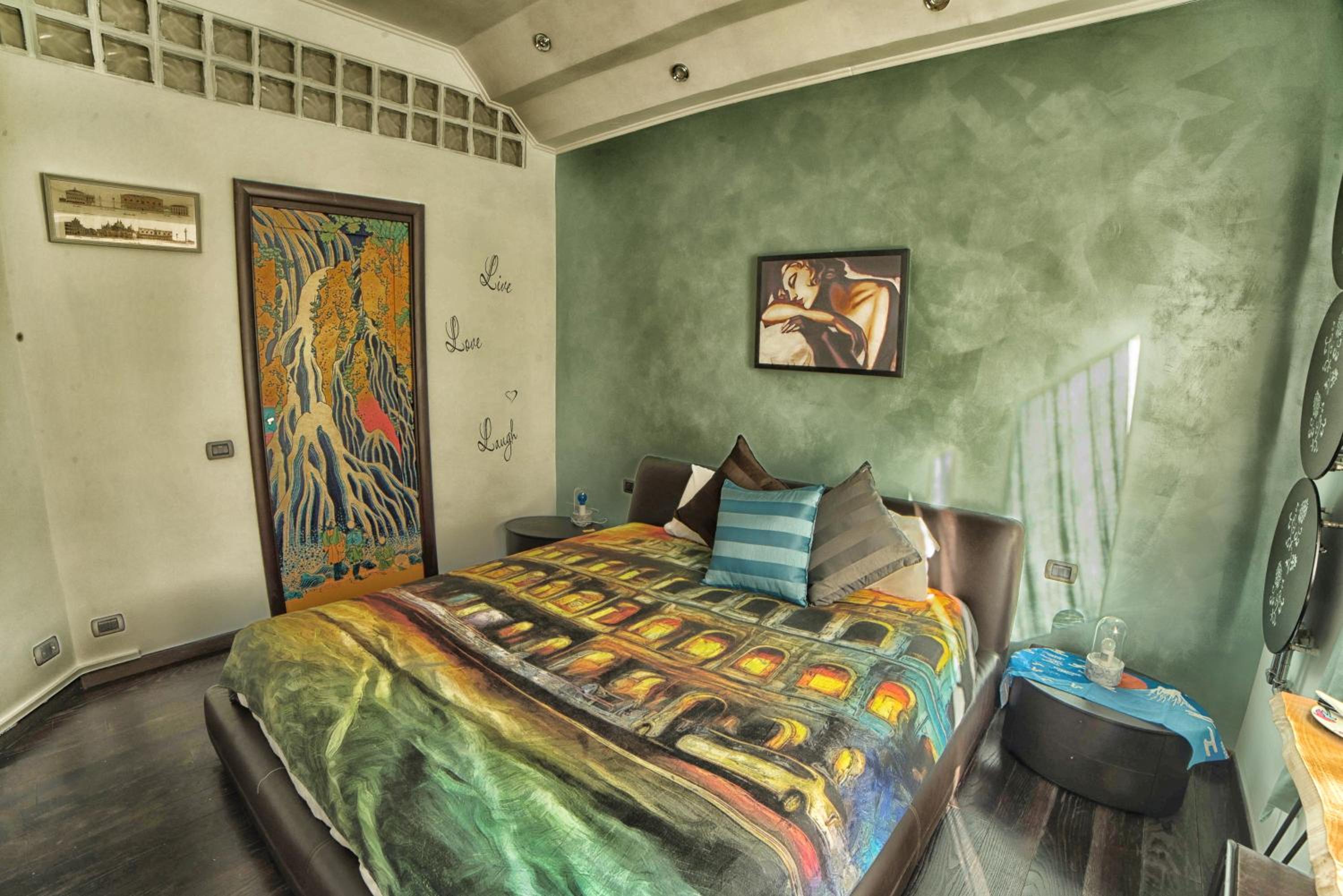 King Room with Spa Bath
