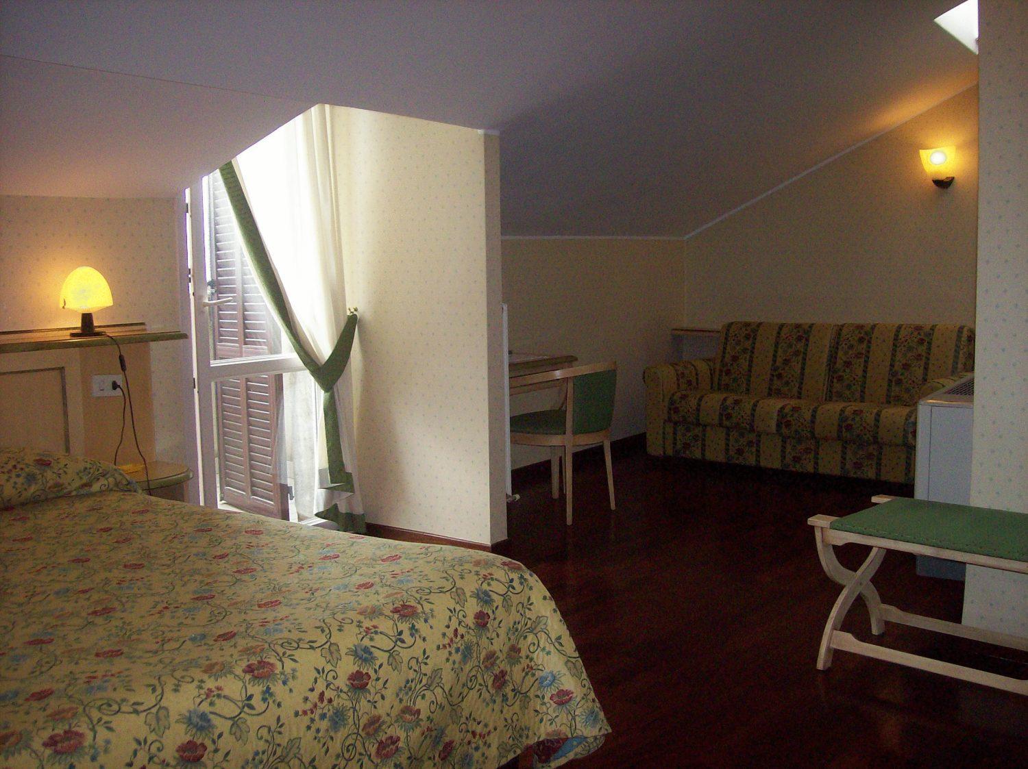 Triple Room