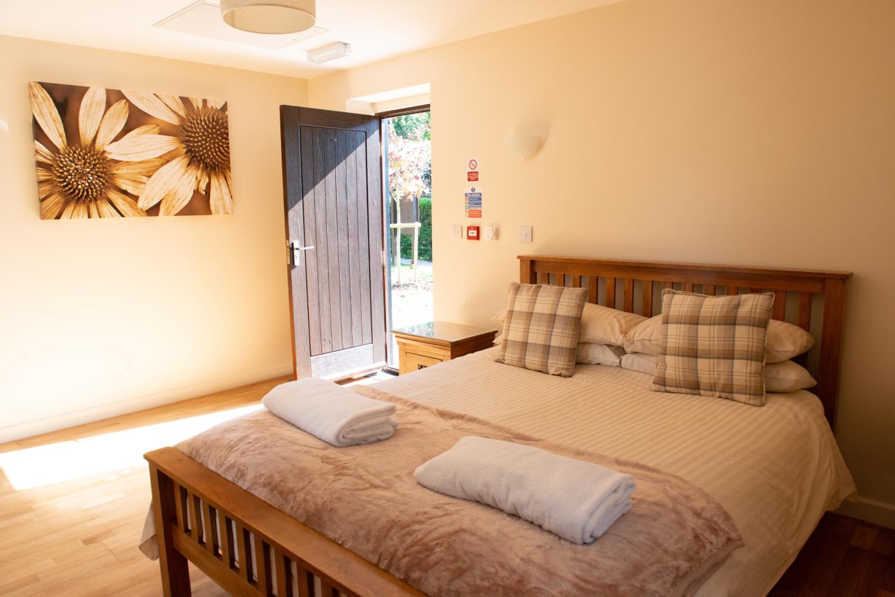 Double Room - Photo 2