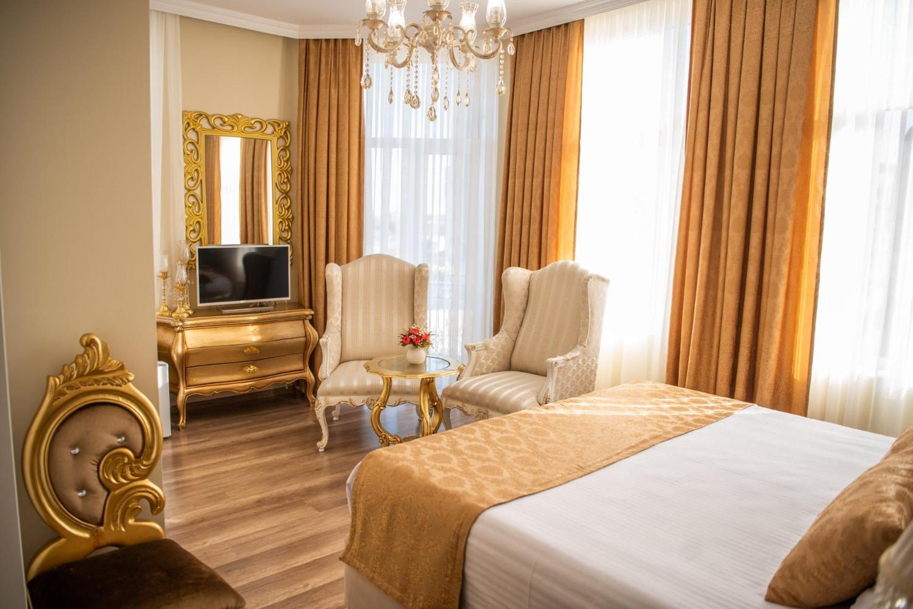 King Room with Balcony