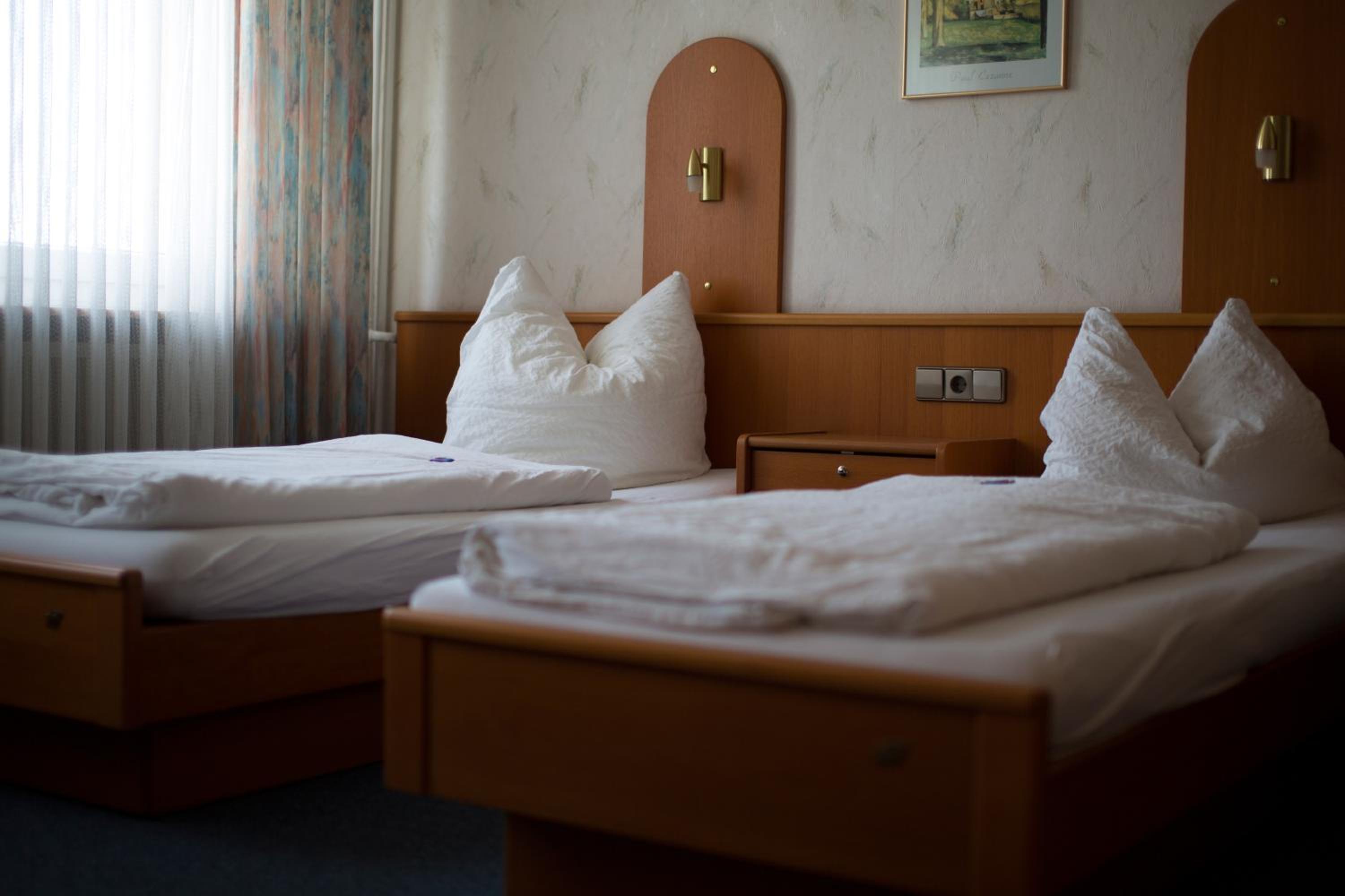 Double Or Twin Room With Bathroom photo 3