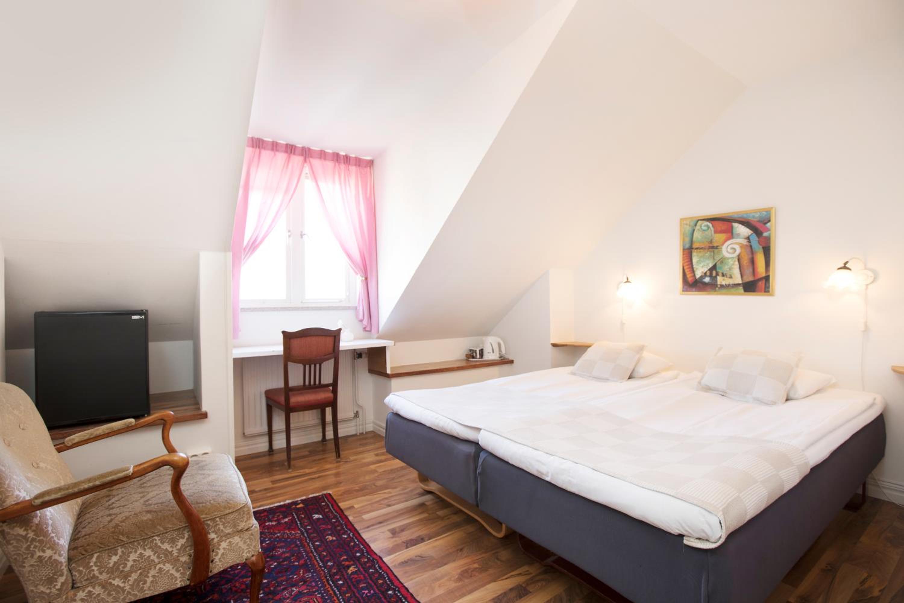 Triple Room - Photo 1