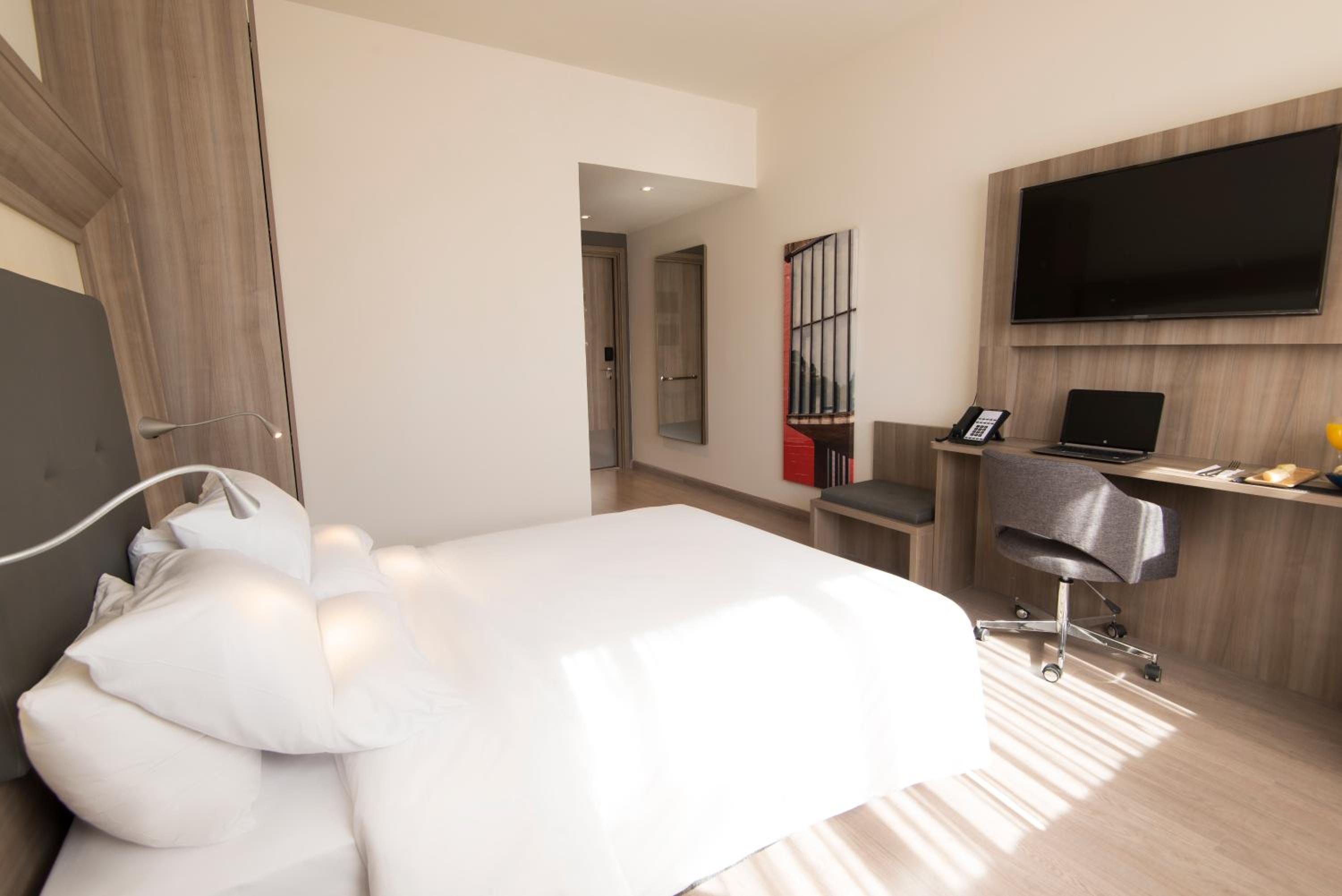 Standard Double Room - Disability Access