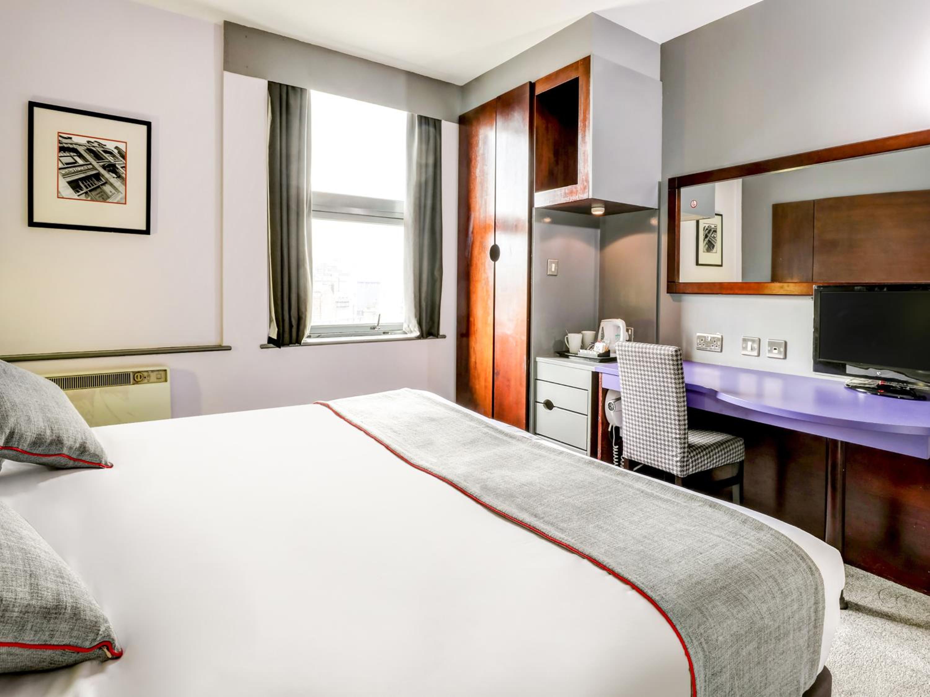 Double Room - Photo 18