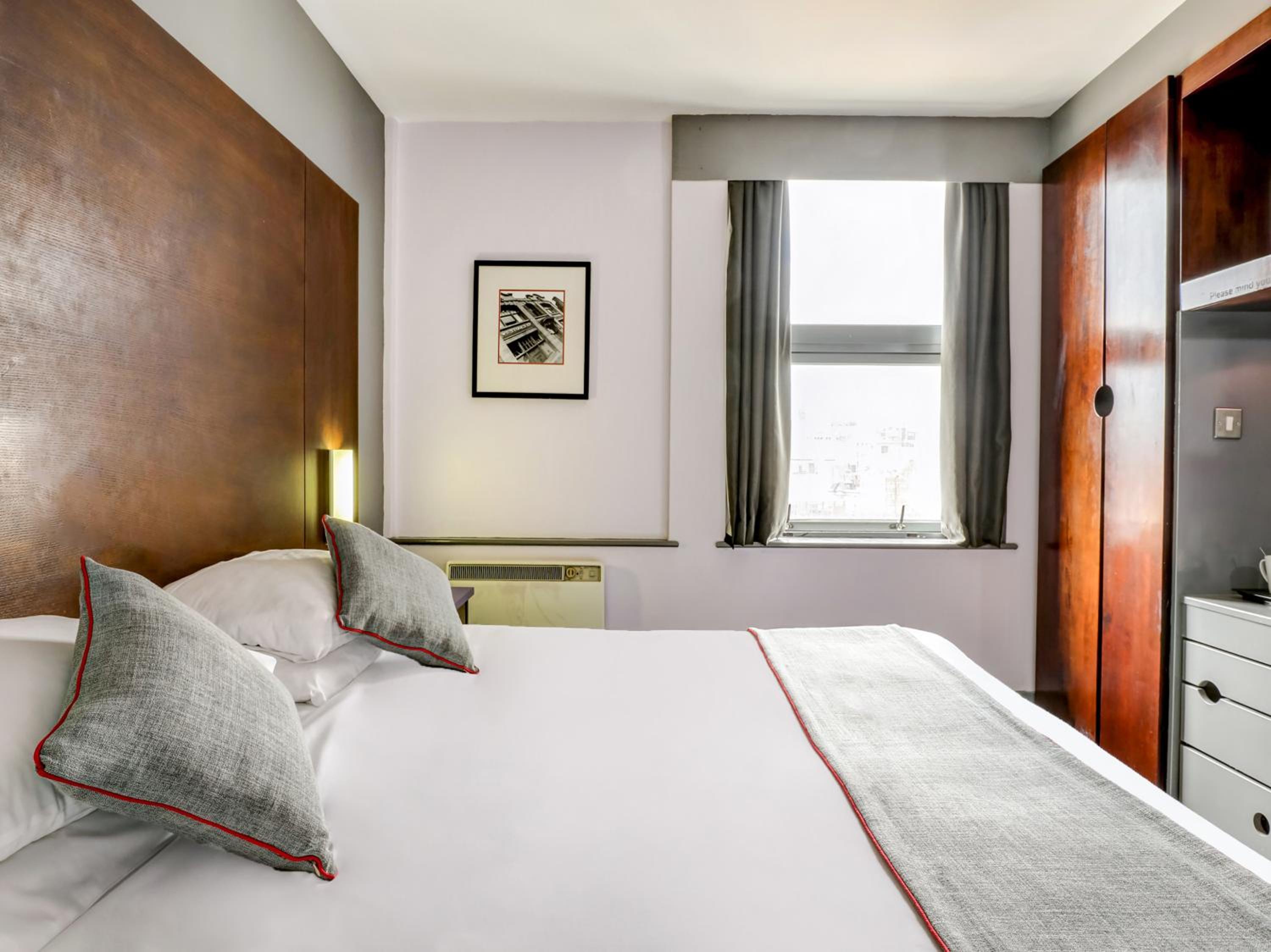 Double Room - Photo 3