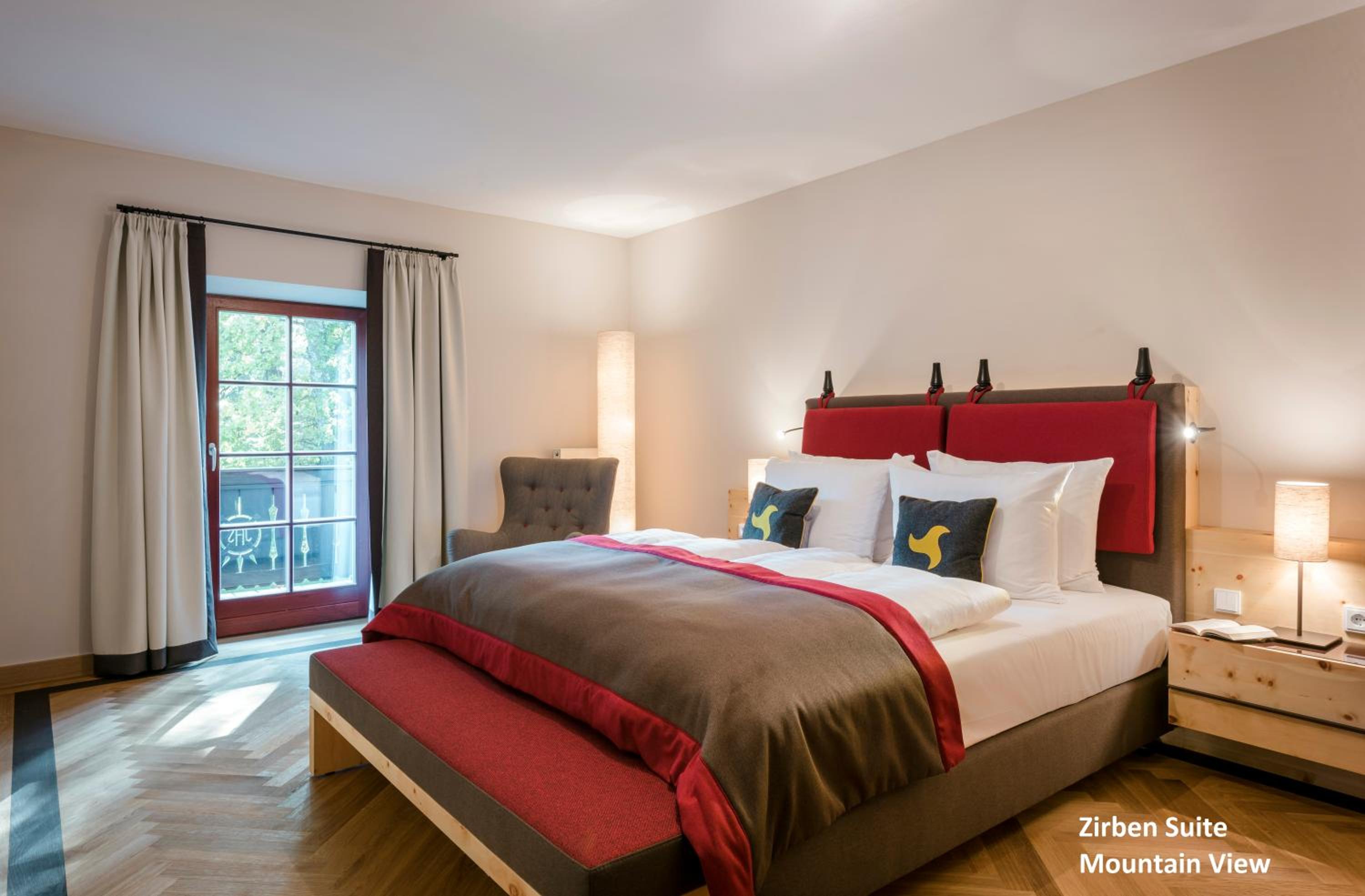 Deluxe Suite