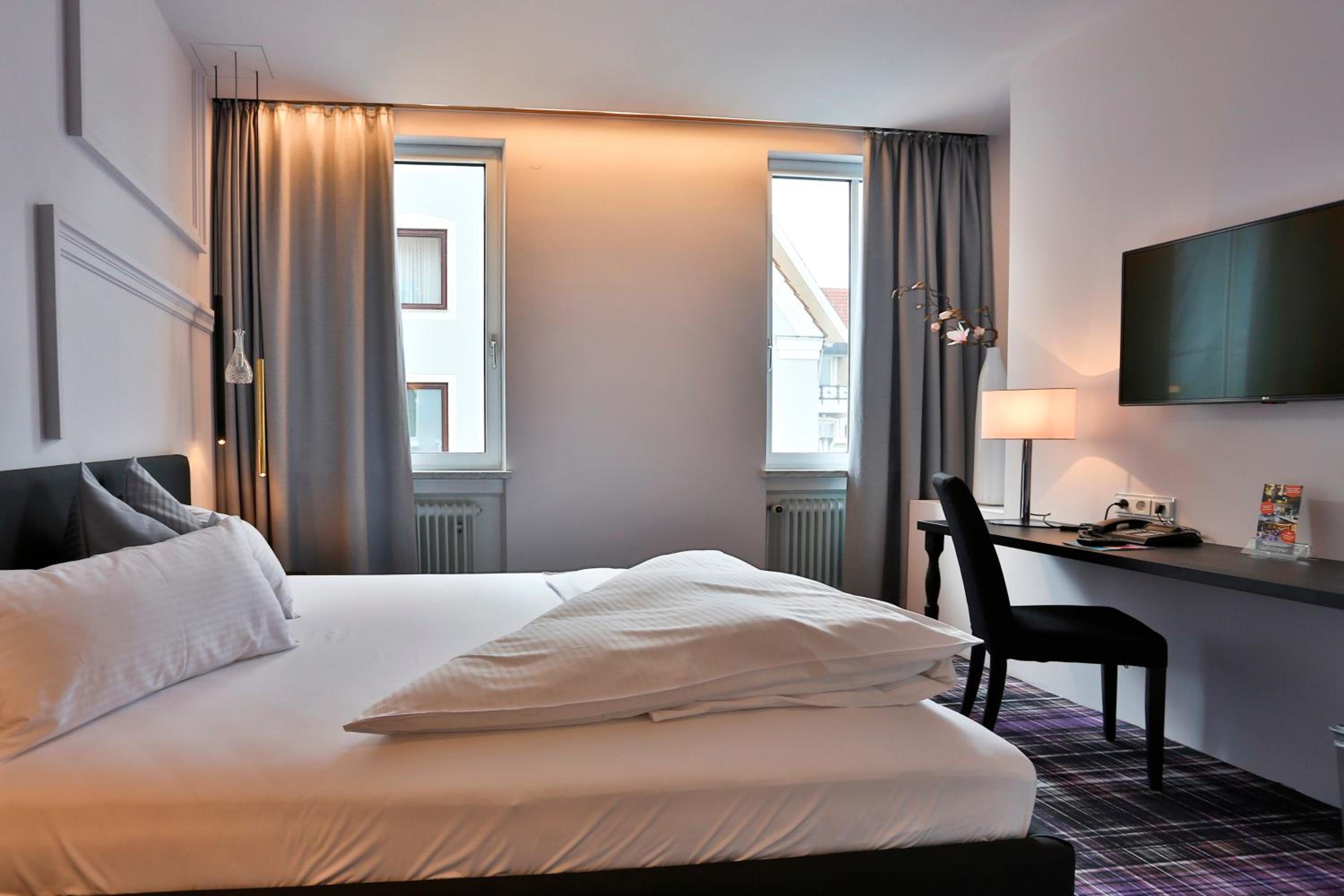 Deluxe Double Room - Photo 5