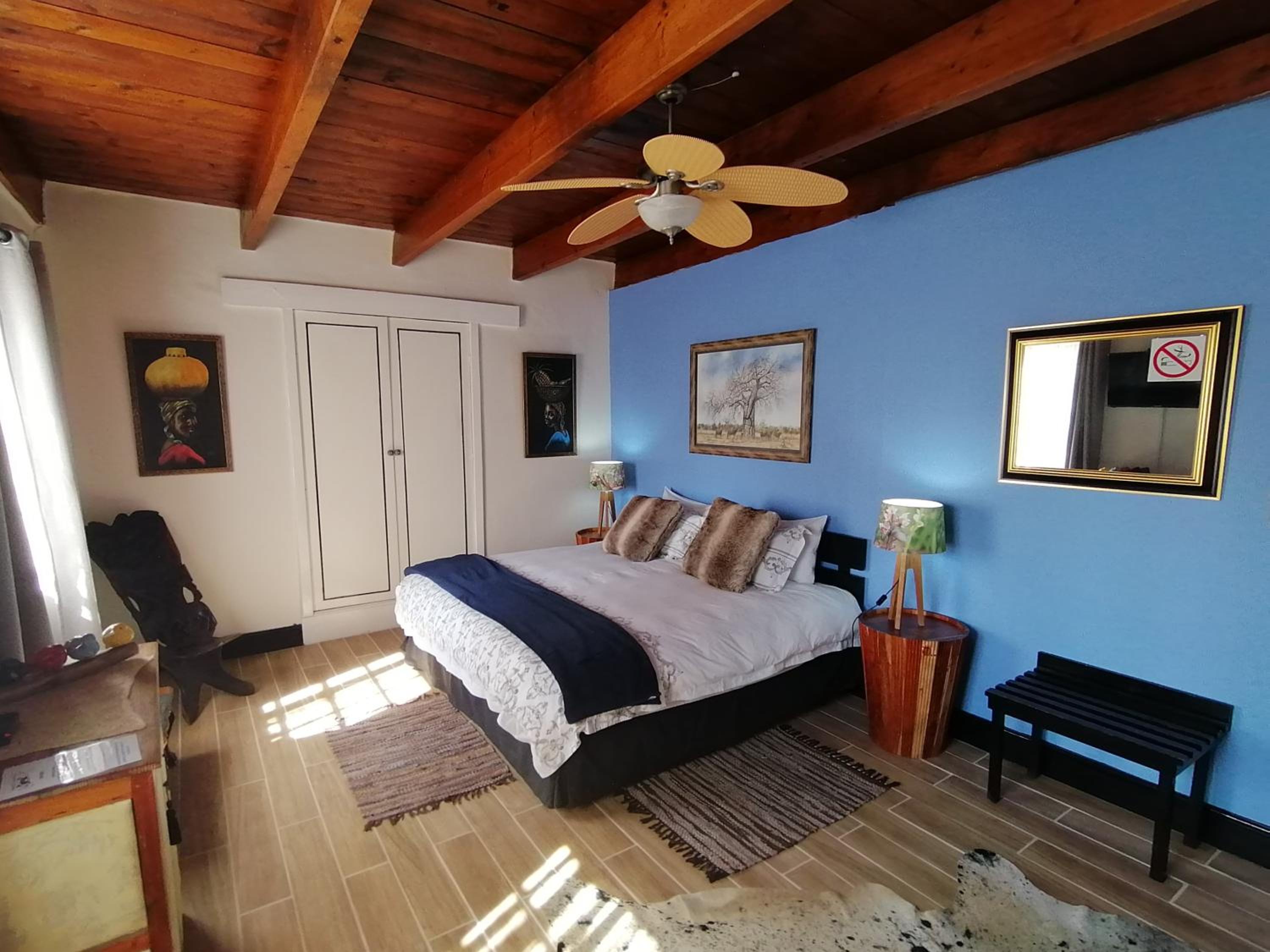 Deluxe Family Room photo 1