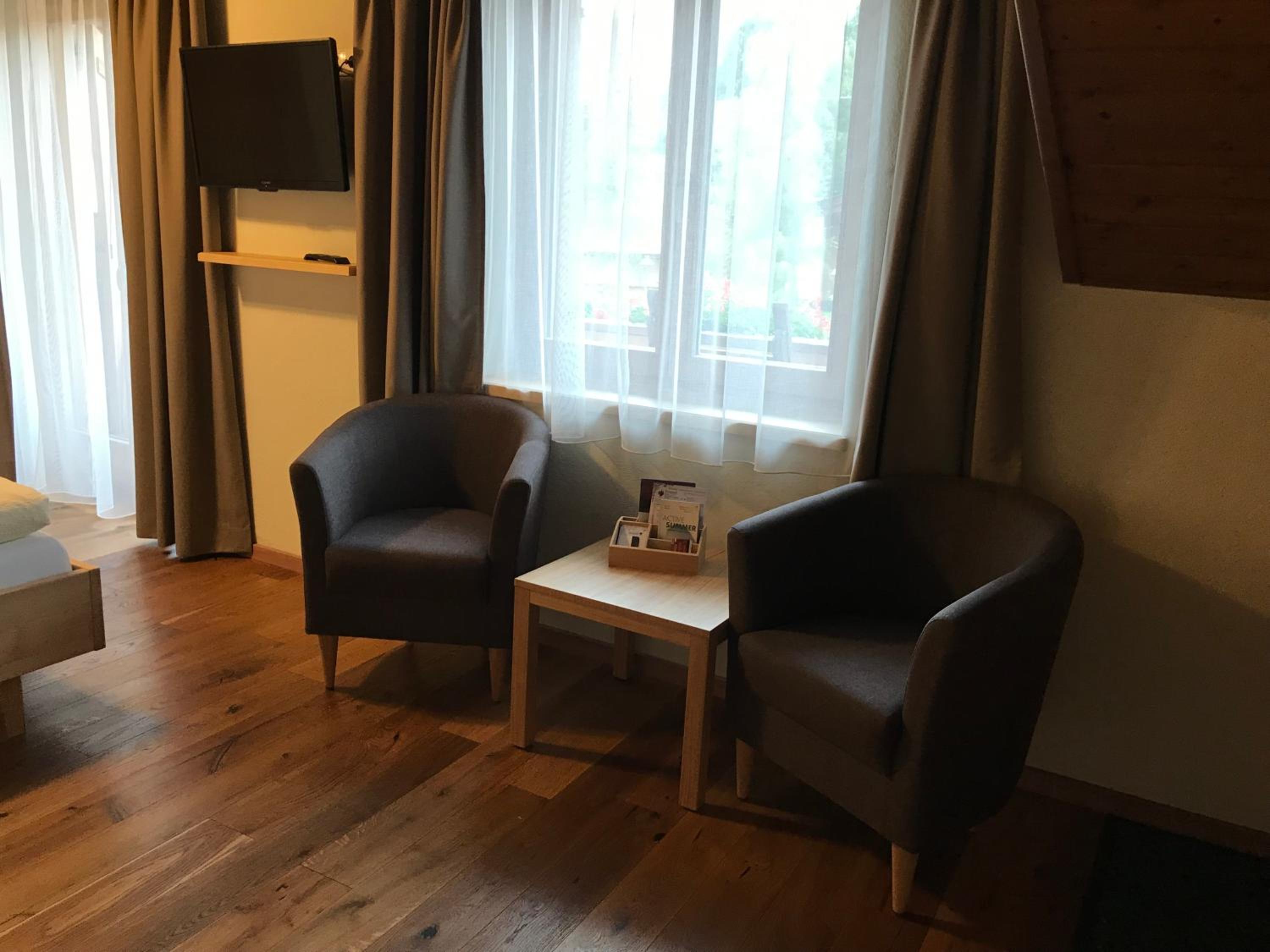 One-Bedroom Apartment with Balcony photo 1