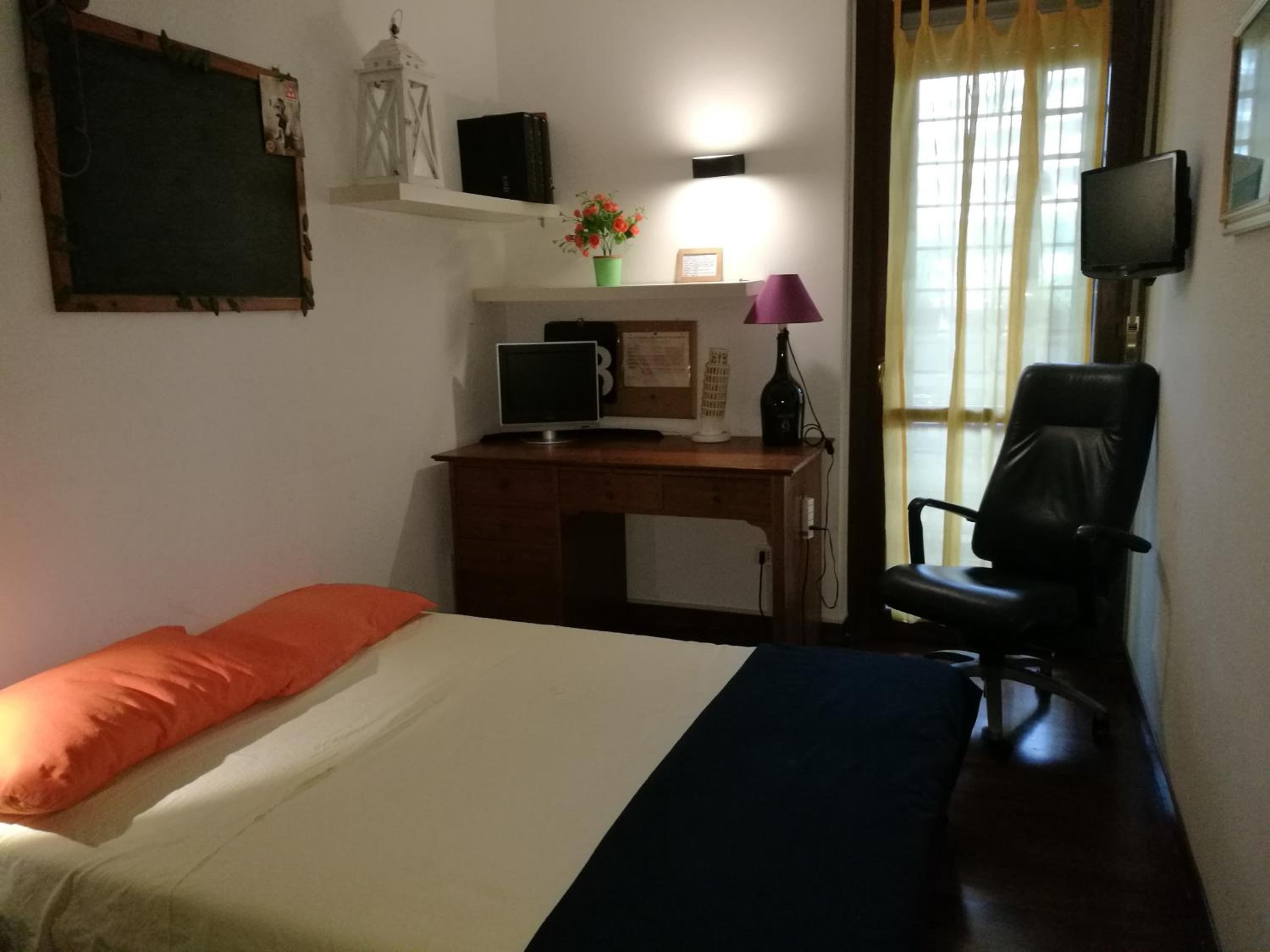 Double Room with Private External Bathroom