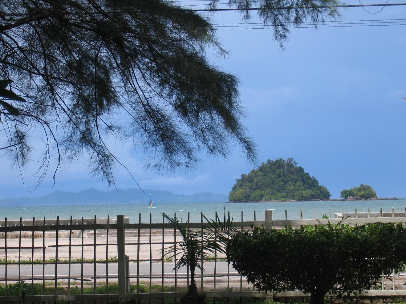 Bungalow with Sea View photo 3
