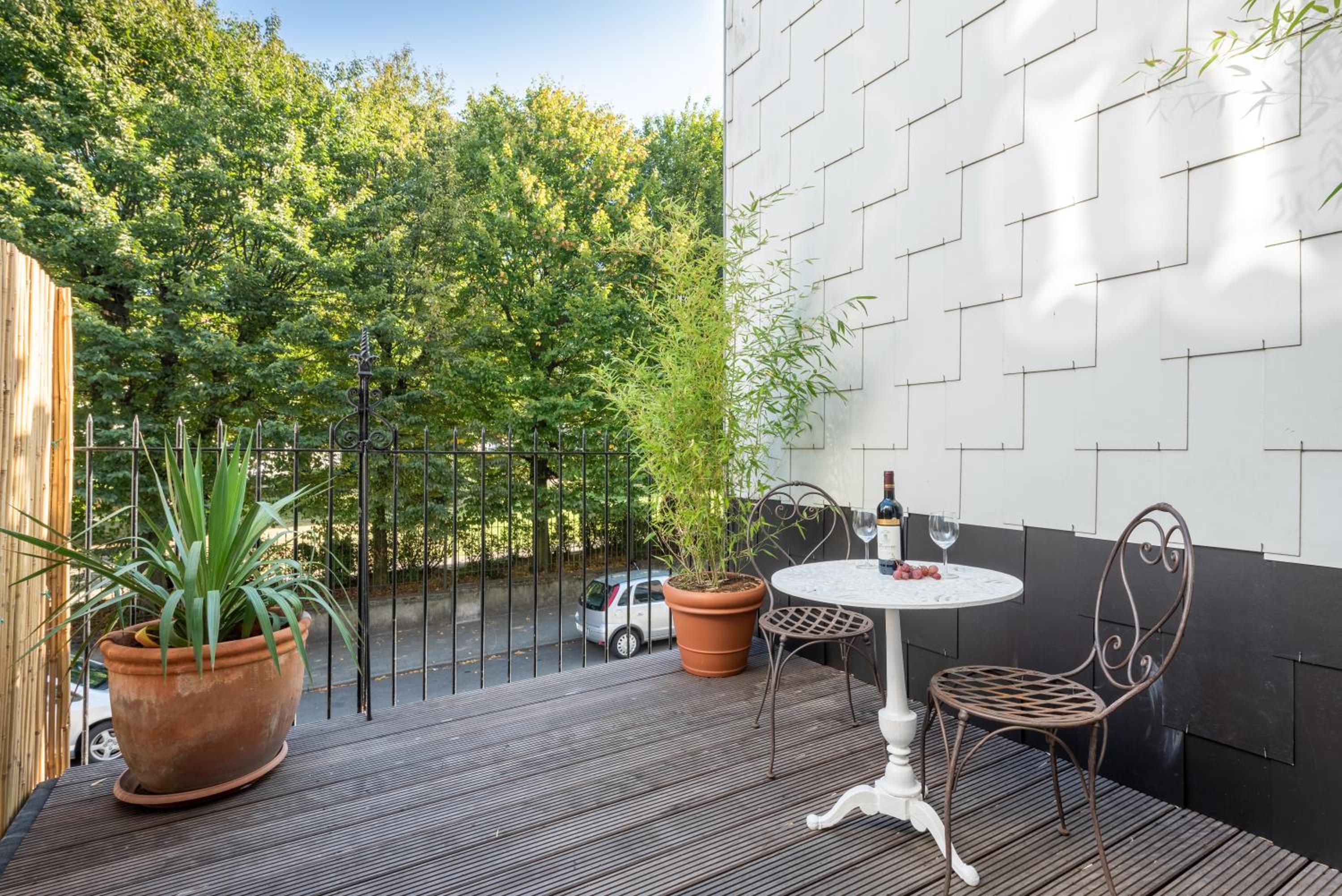 Apartment with Terrace