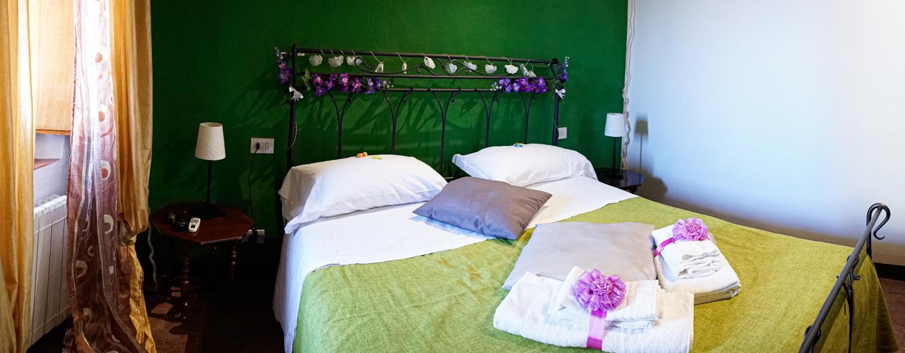 Standard Double Room - Photo 13