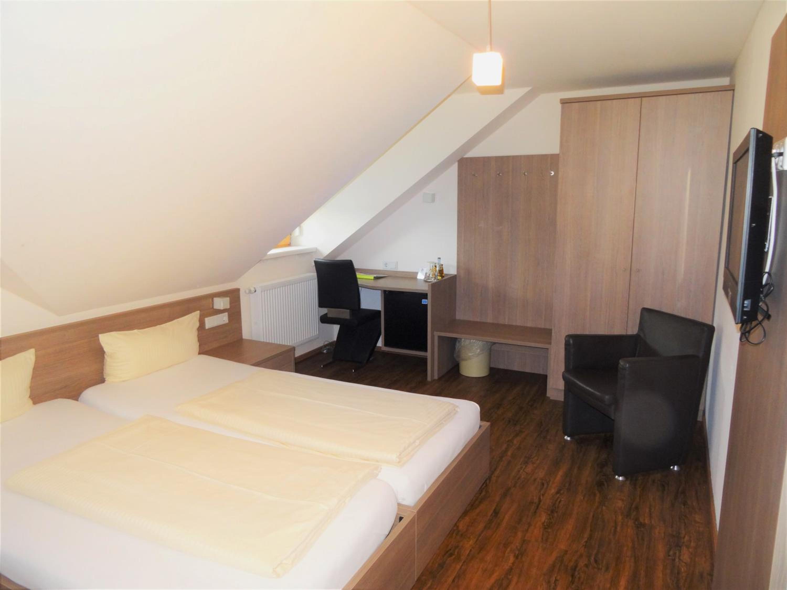 Standard Double Room - Photo 1