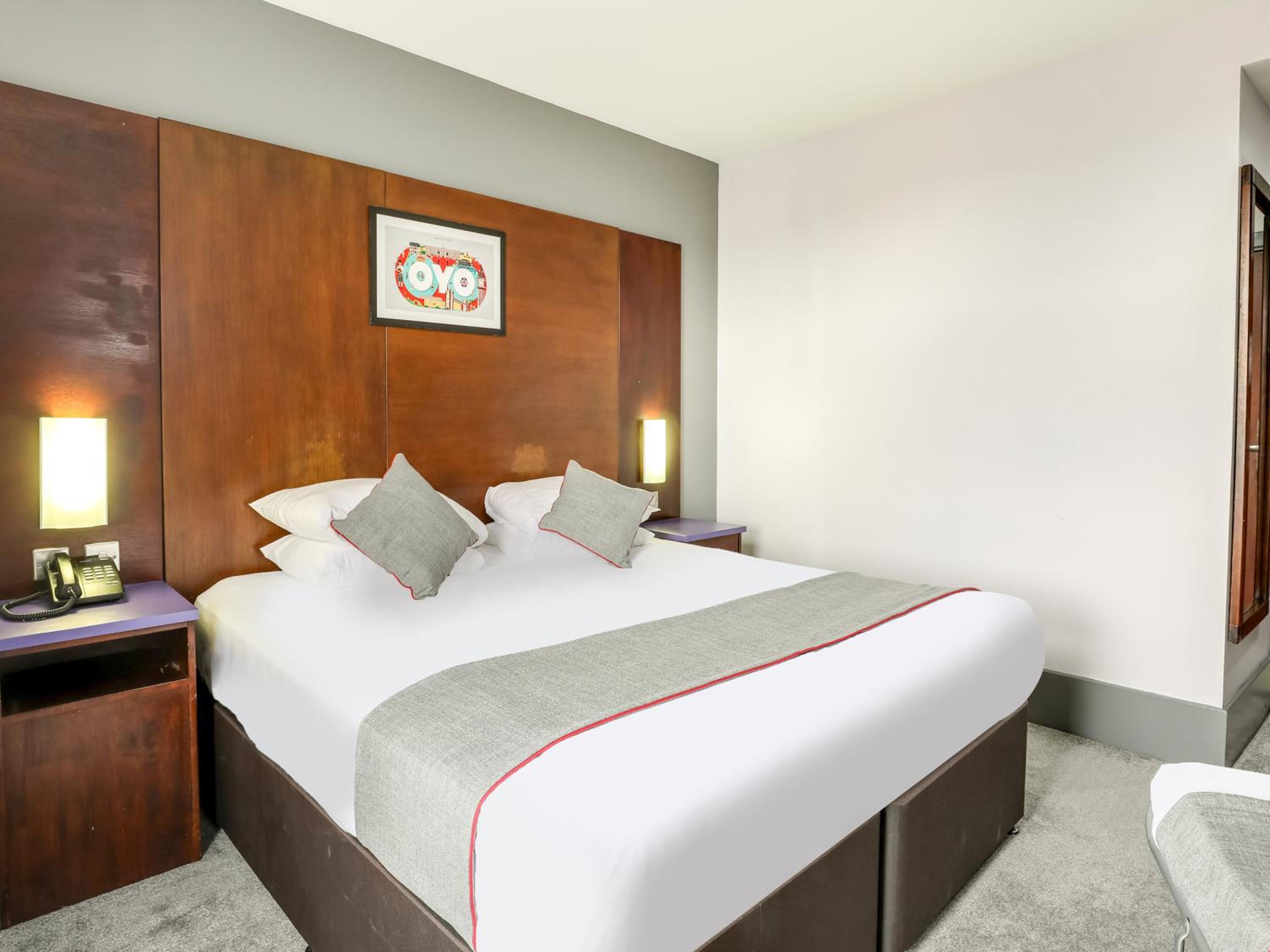 Double Room - Photo 11