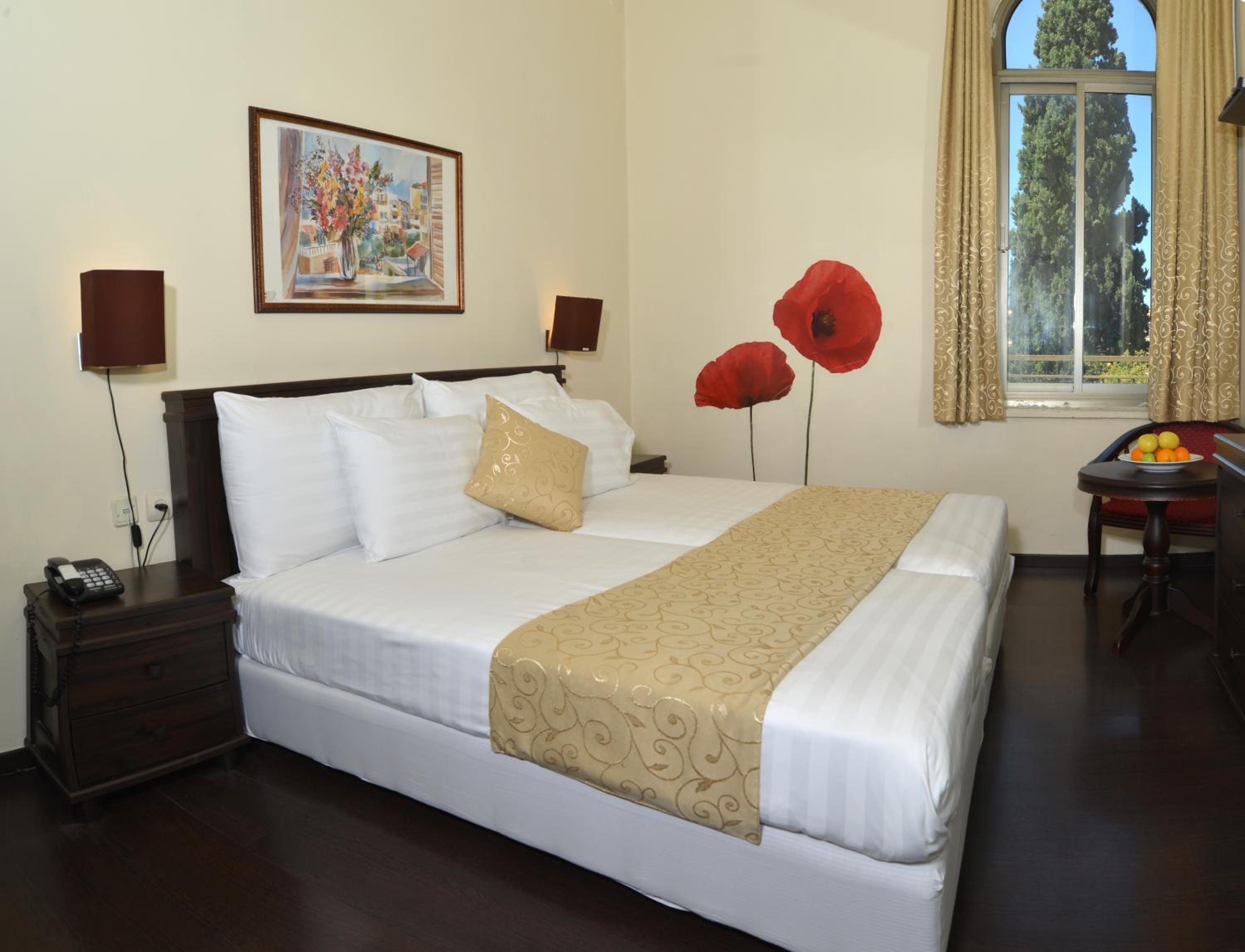 Double or Twin Room - Photo 5
