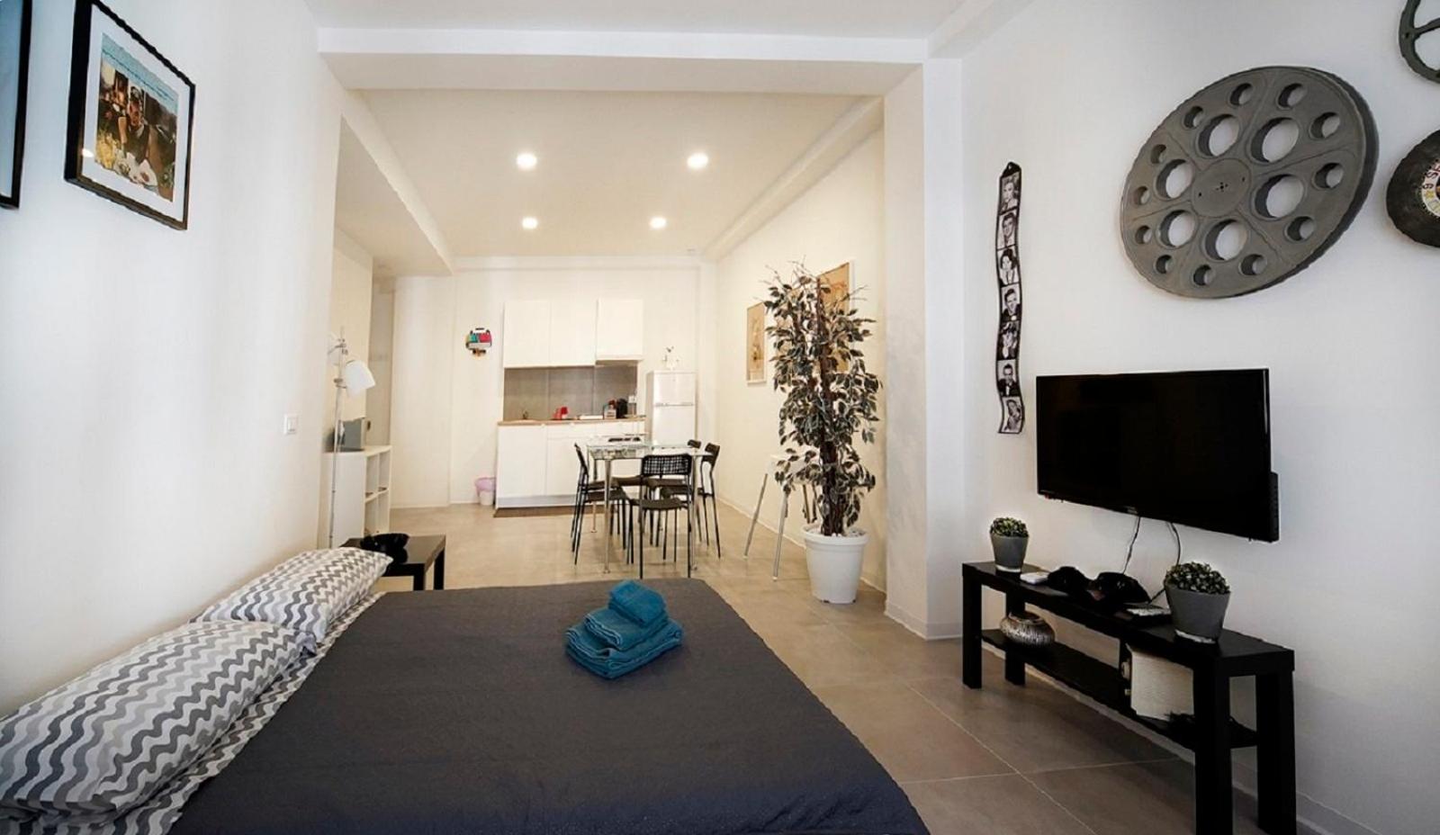 One-Bedroom Apartment