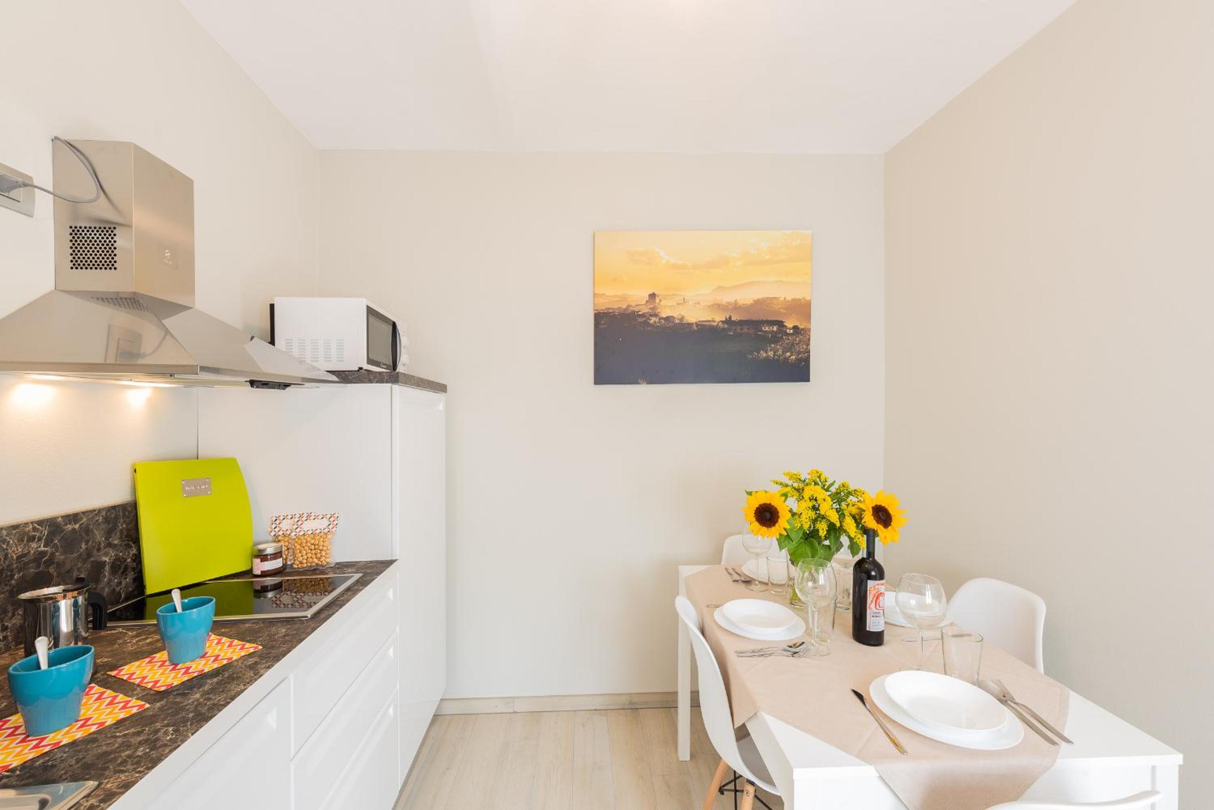 One-Bedroom Apartment with Balcony photo 3