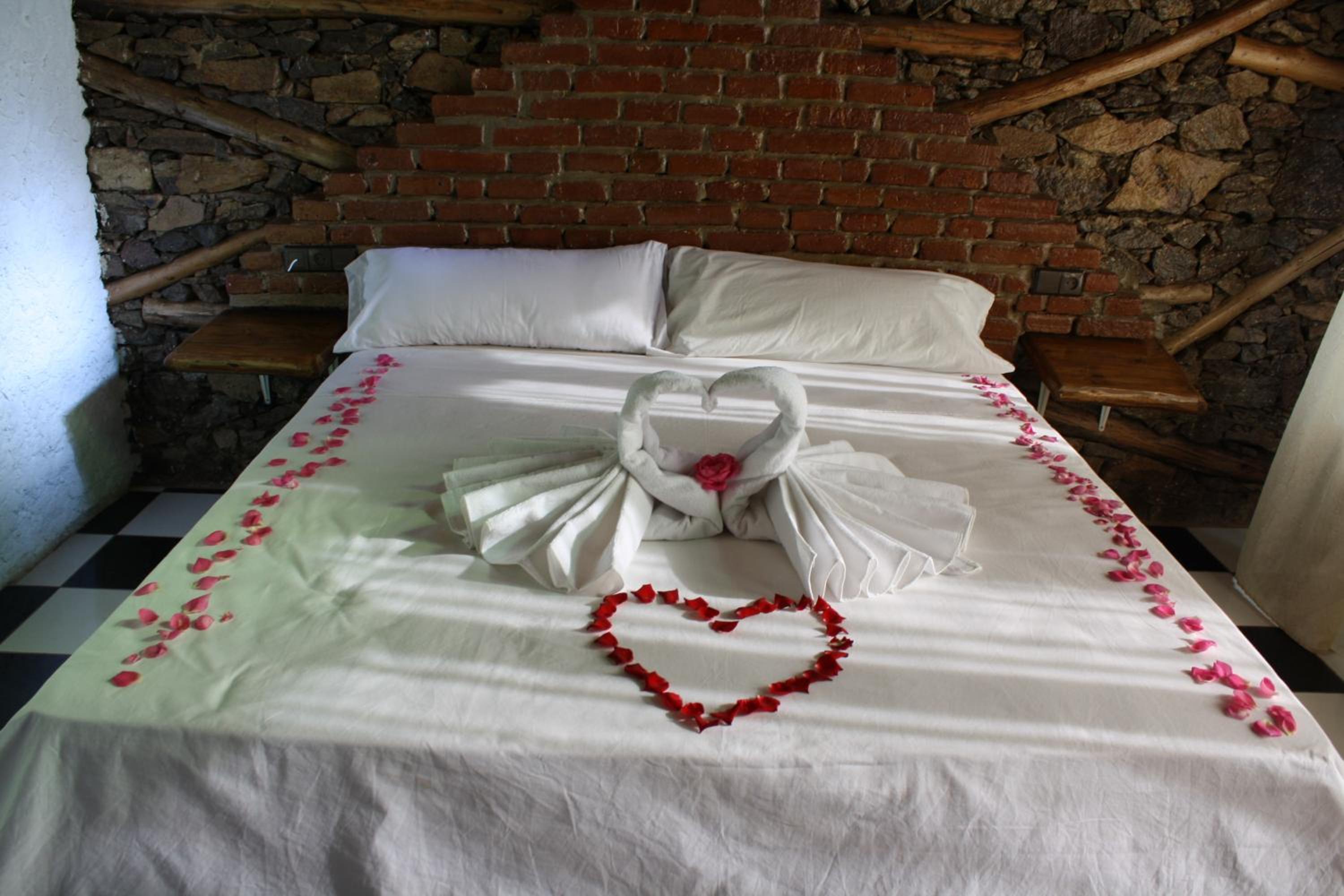 Triple Room with Balcony - Photo 7