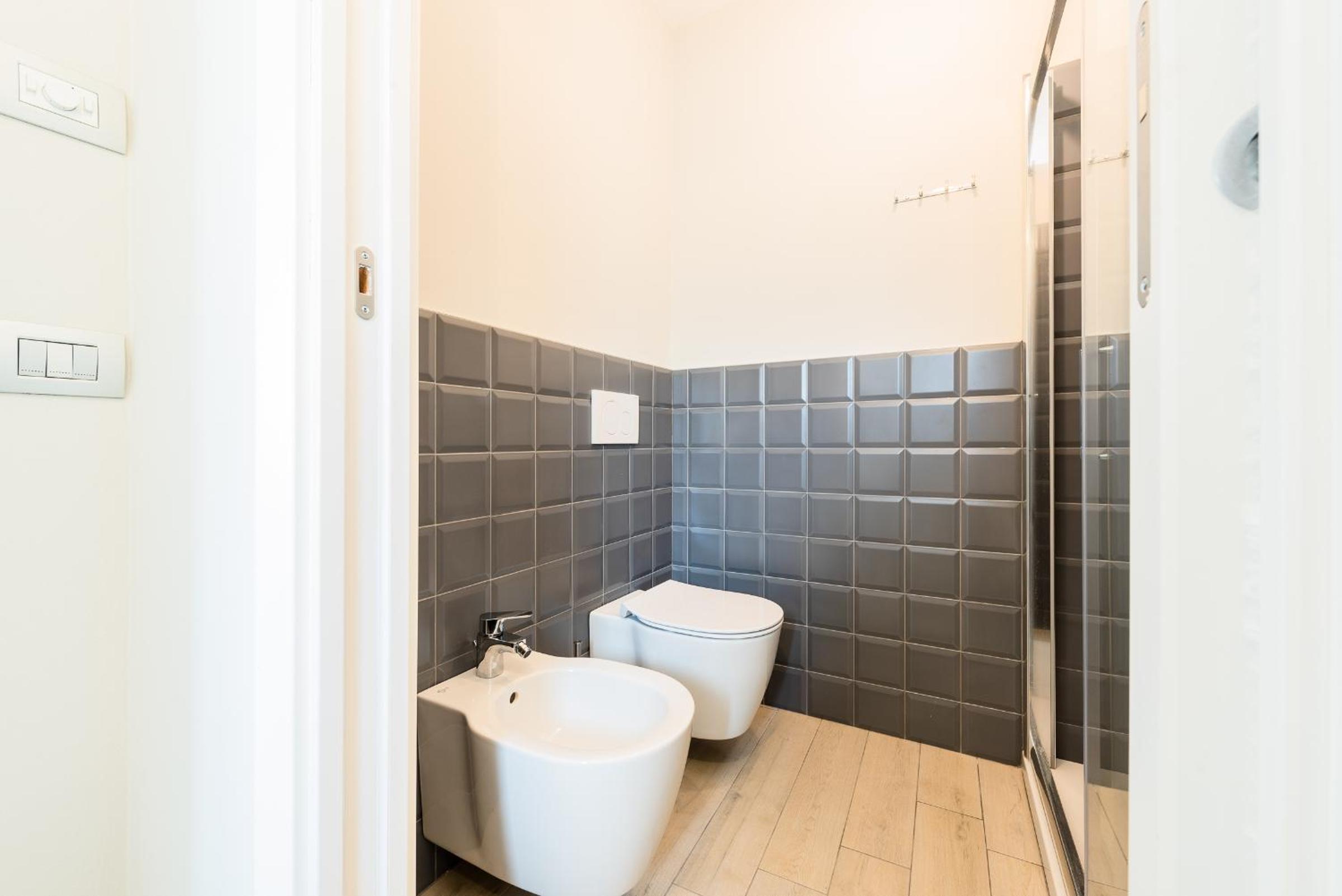 One-Bedroom Apartment with Terrace photo 2